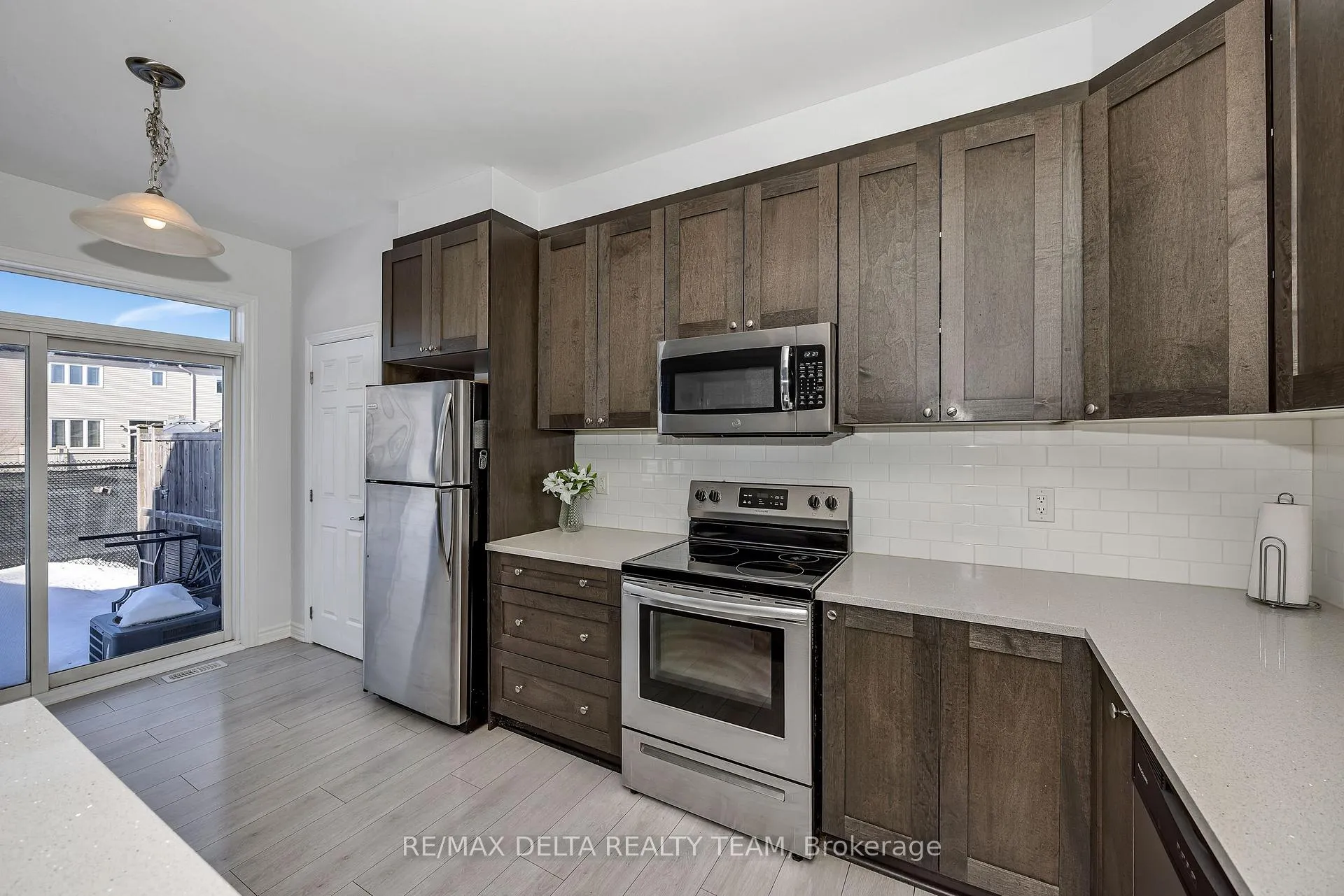 Photo 12 of 255 Willow Aster Circle, Ottawa, Avalon West — HOMEH