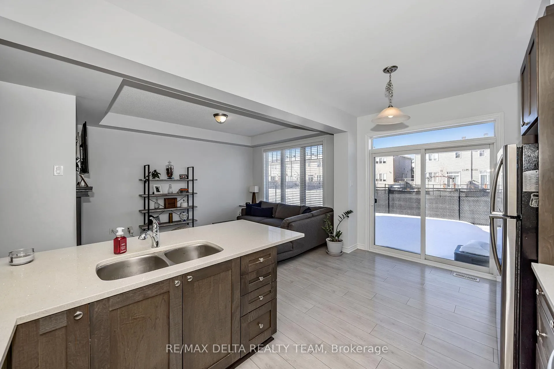 Photo 13 of 255 Willow Aster Circle, Ottawa, Avalon West — HOMEH