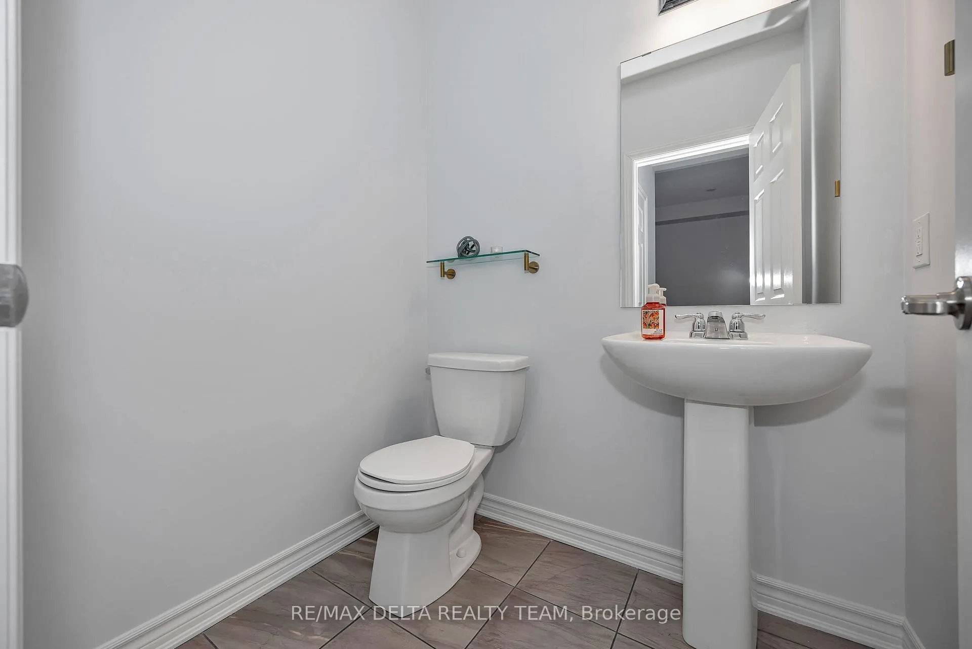 Photo 17 of 255 Willow Aster Circle, Ottawa, Avalon West — HOMEH
