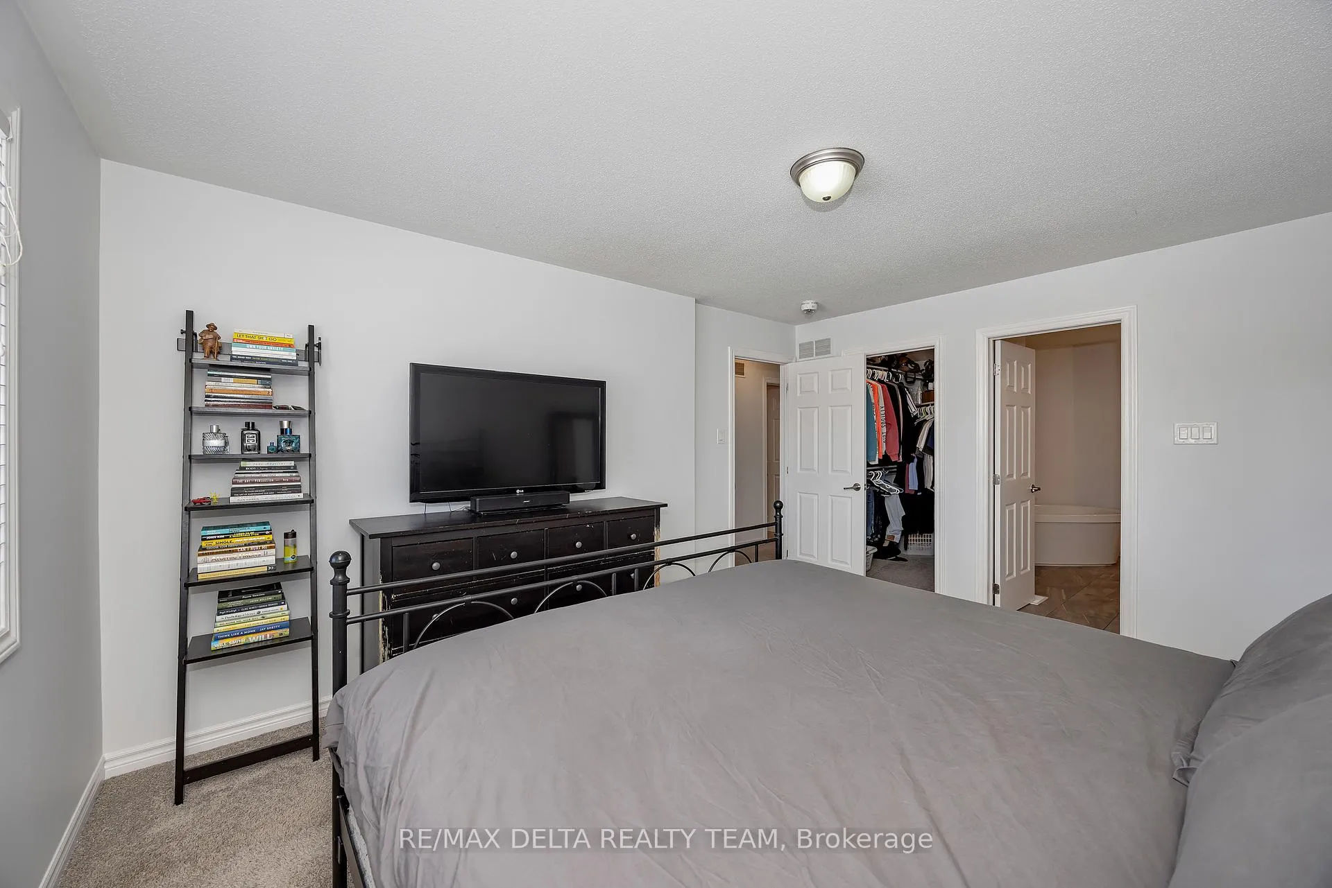 Photo 21 of 255 Willow Aster Circle, Ottawa, Avalon West — HOMEH