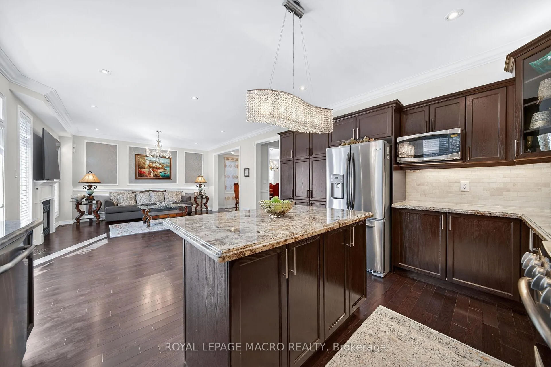 Photo 15 of 132 Grandell Drive, Hamilton, Meadowlands — HOMEH
