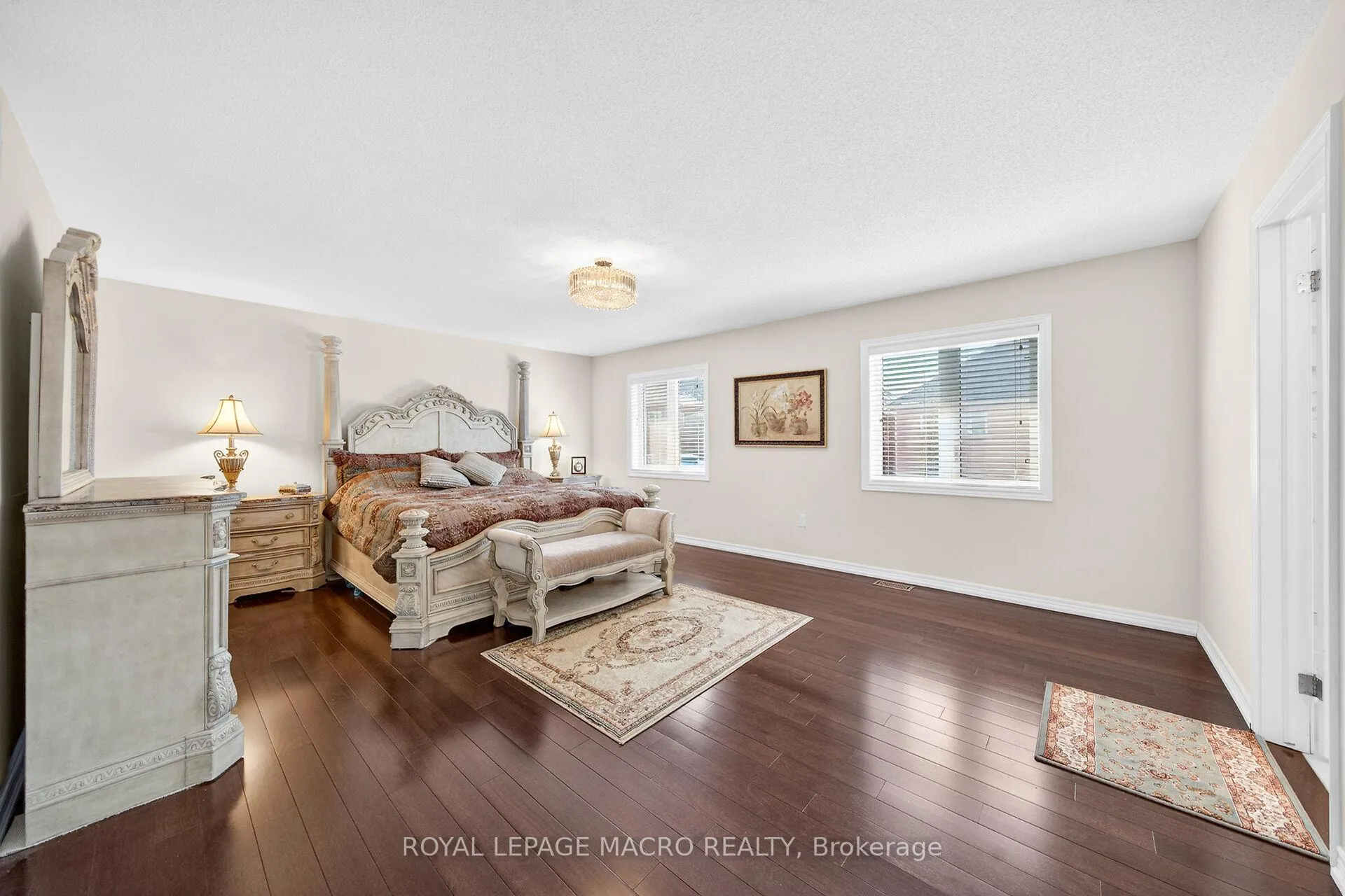 Photo 28 of 132 Grandell Drive, Hamilton, Meadowlands — HOMEH