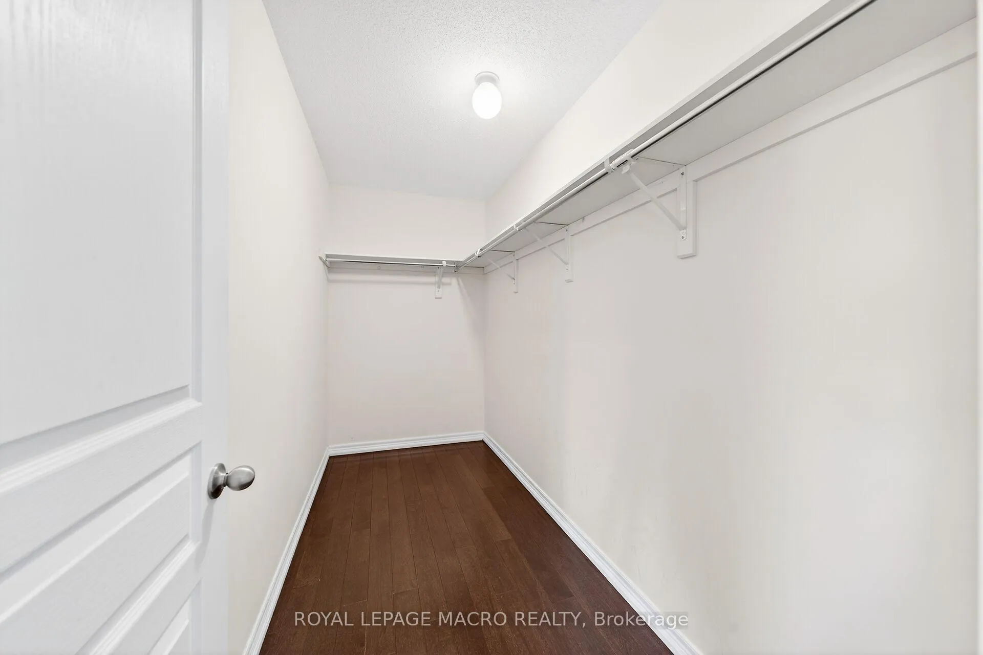 Photo 32 of 132 Grandell Drive, Hamilton, Meadowlands — HOMEH