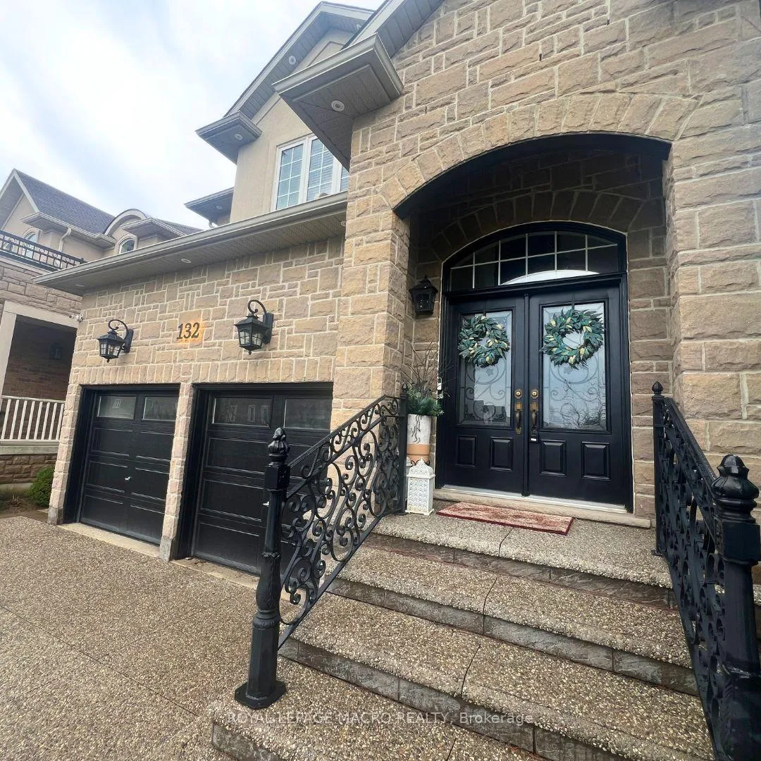 Photo 42 of 132 Grandell Drive, Hamilton, Meadowlands — HOMEH