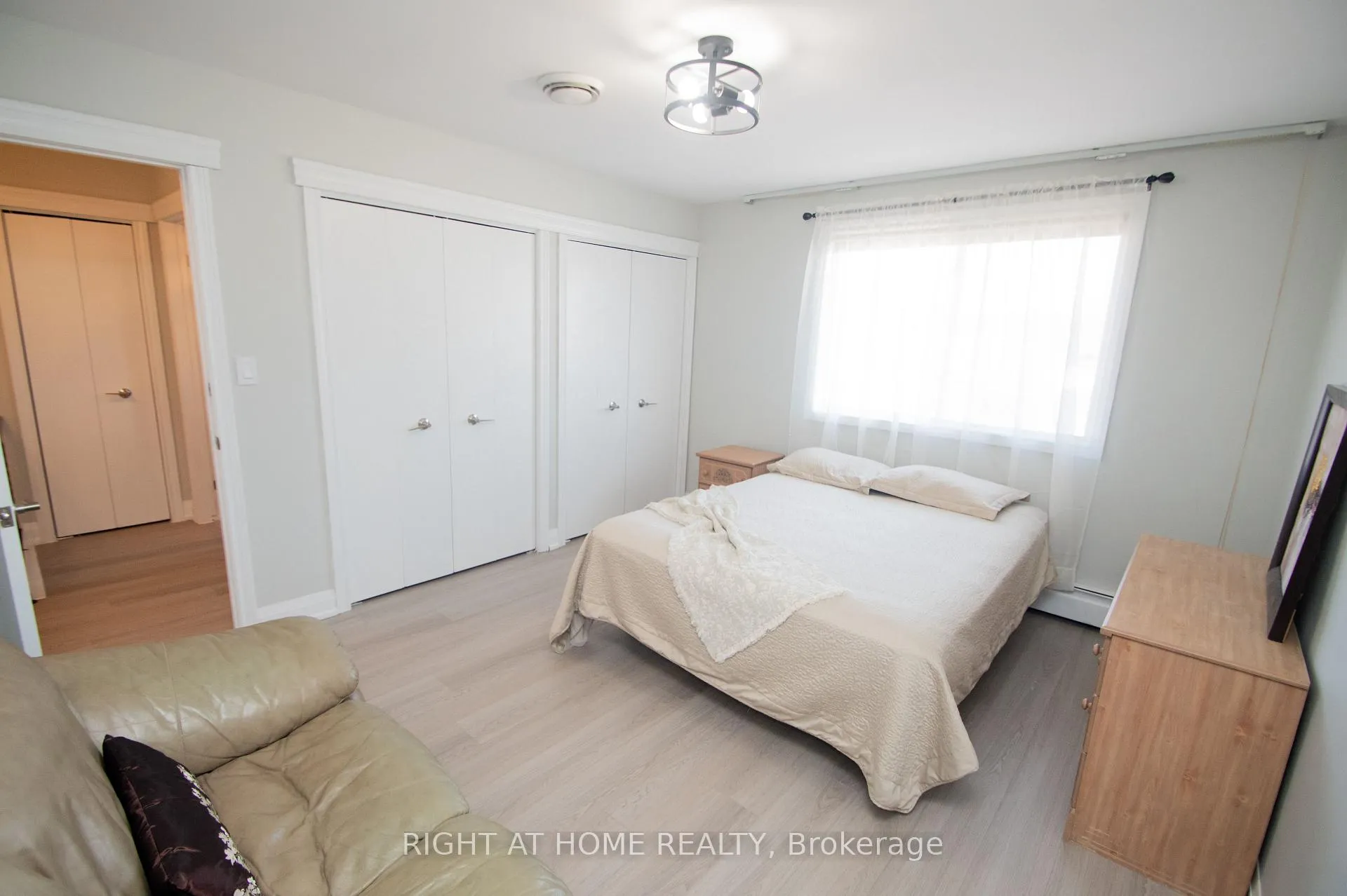Photo 23 of 6807 Corwin Crescent, Niagara Falls, Dorchester — HOMEH