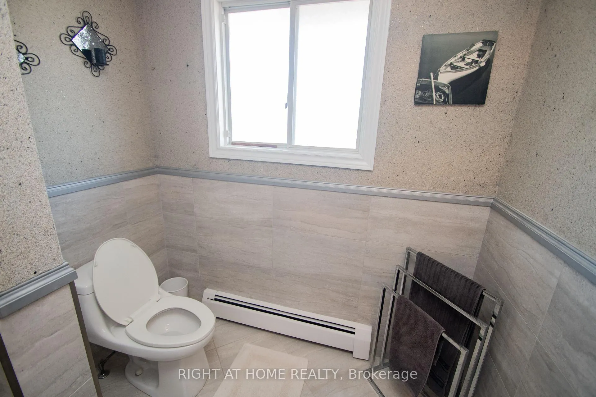 Photo 31 of 6807 Corwin Crescent, Niagara Falls, Dorchester — HOMEH