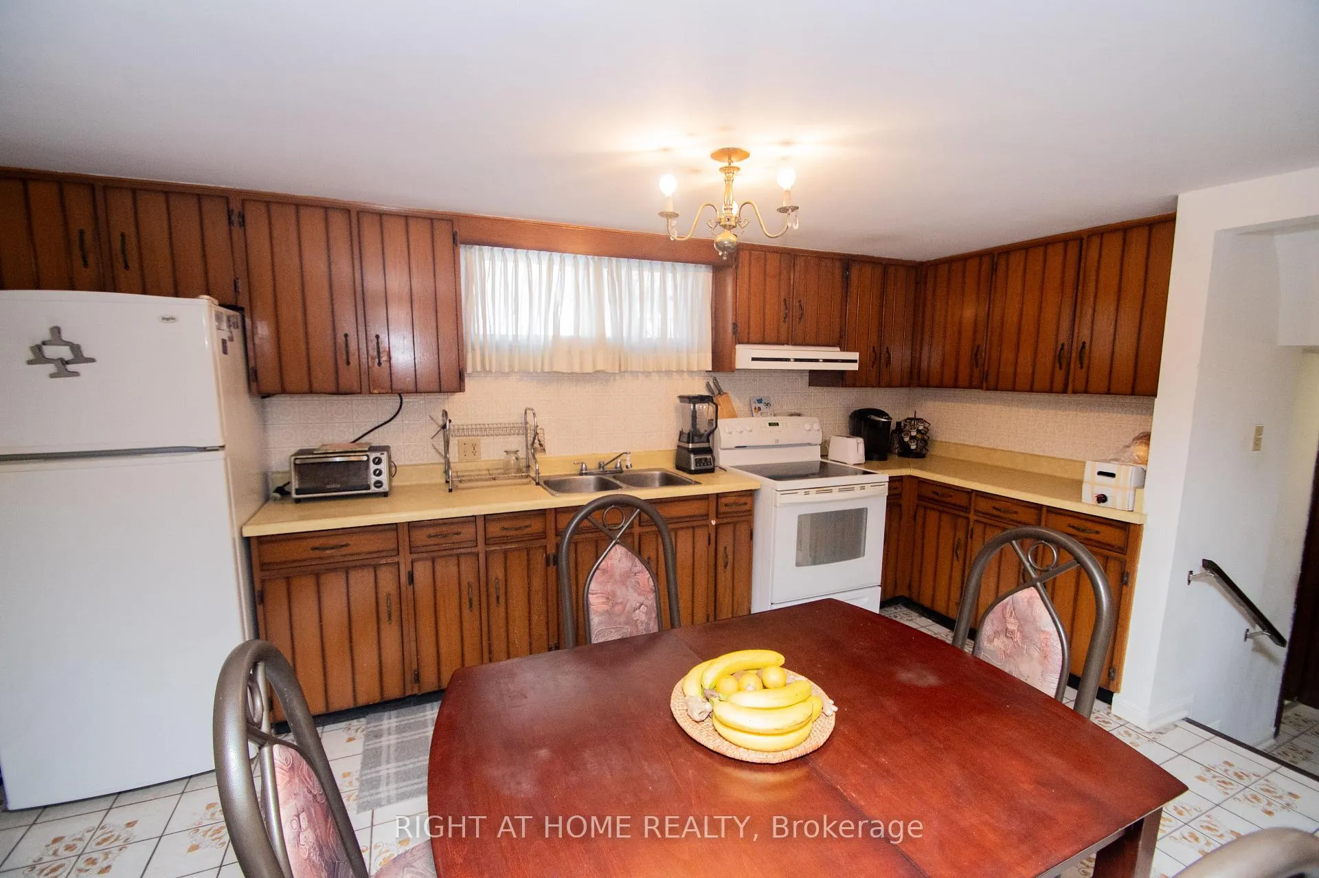 Photo 39 of 6807 Corwin Crescent, Niagara Falls, Dorchester — HOMEH