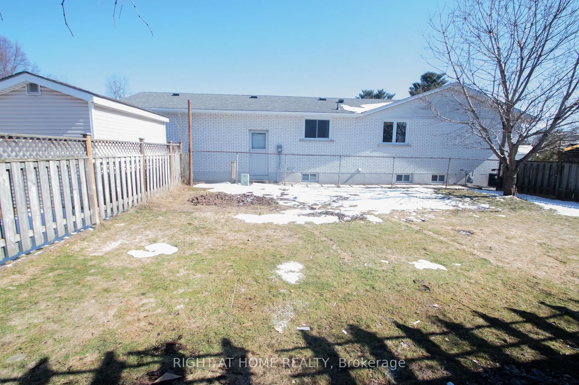 Photo 45 of 6807 Corwin Crescent, Niagara Falls, Dorchester — HOMEH