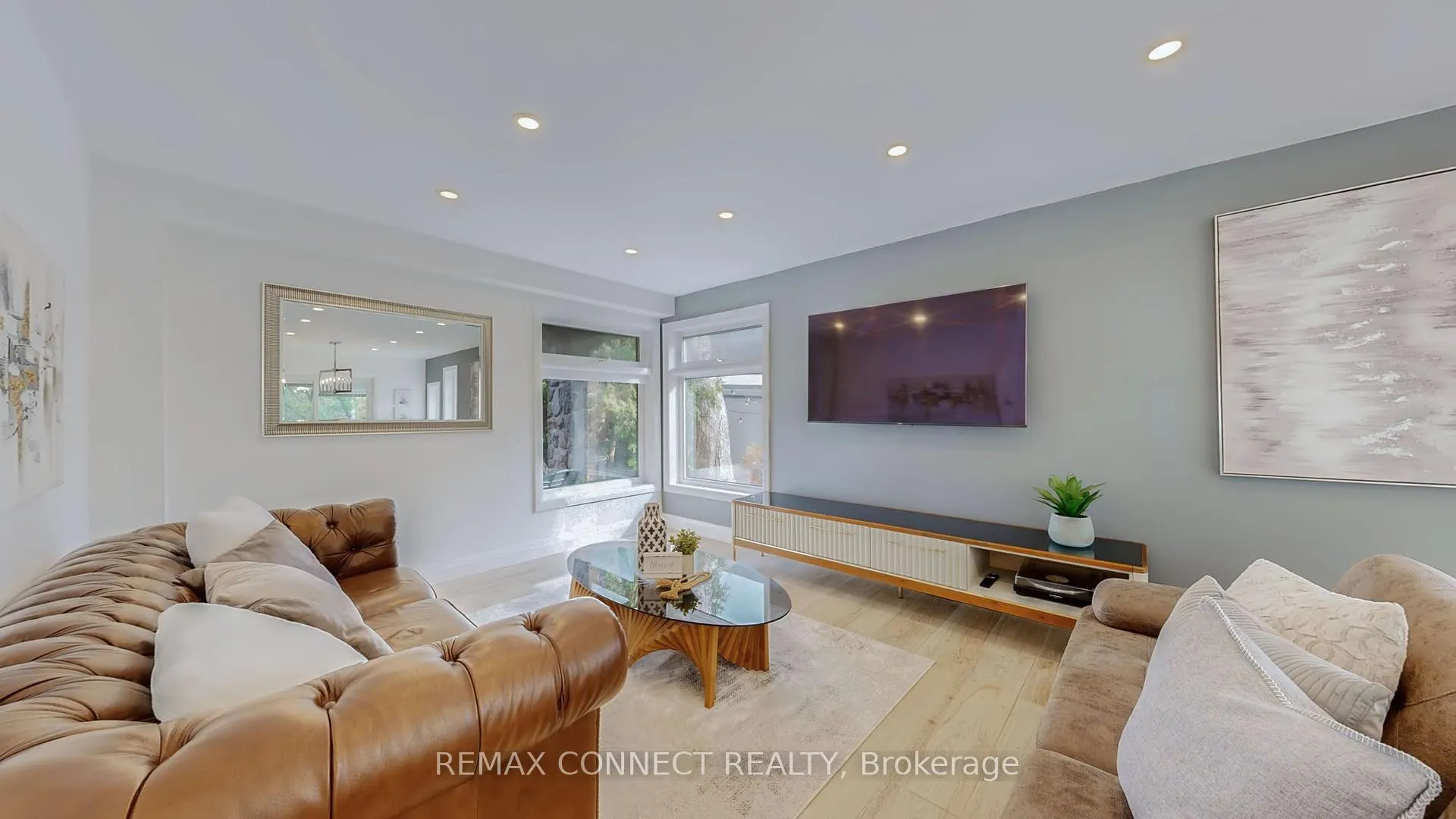 Photo 4 of 1406 Old Forest Road, Pickering, Woodlands — HOMEH