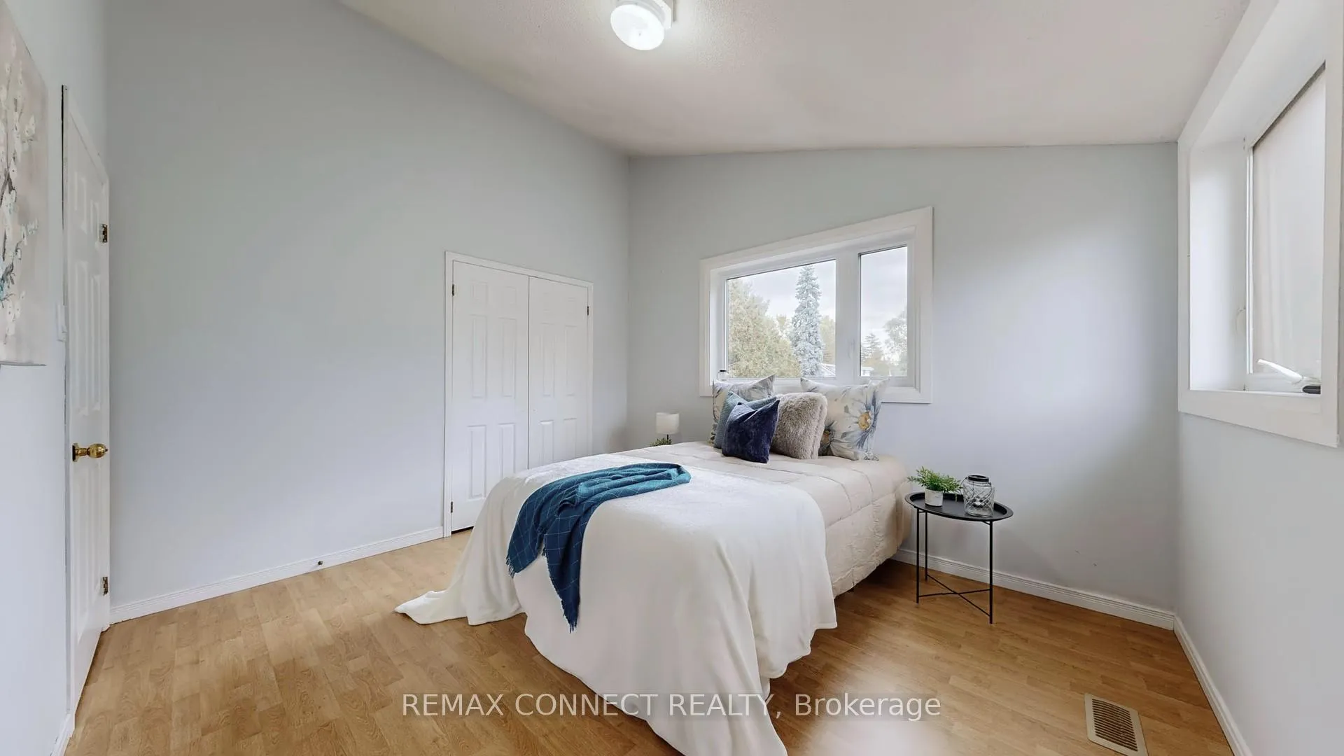 Photo 25 of 1406 Old Forest Road, Pickering, Woodlands — HOMEH
