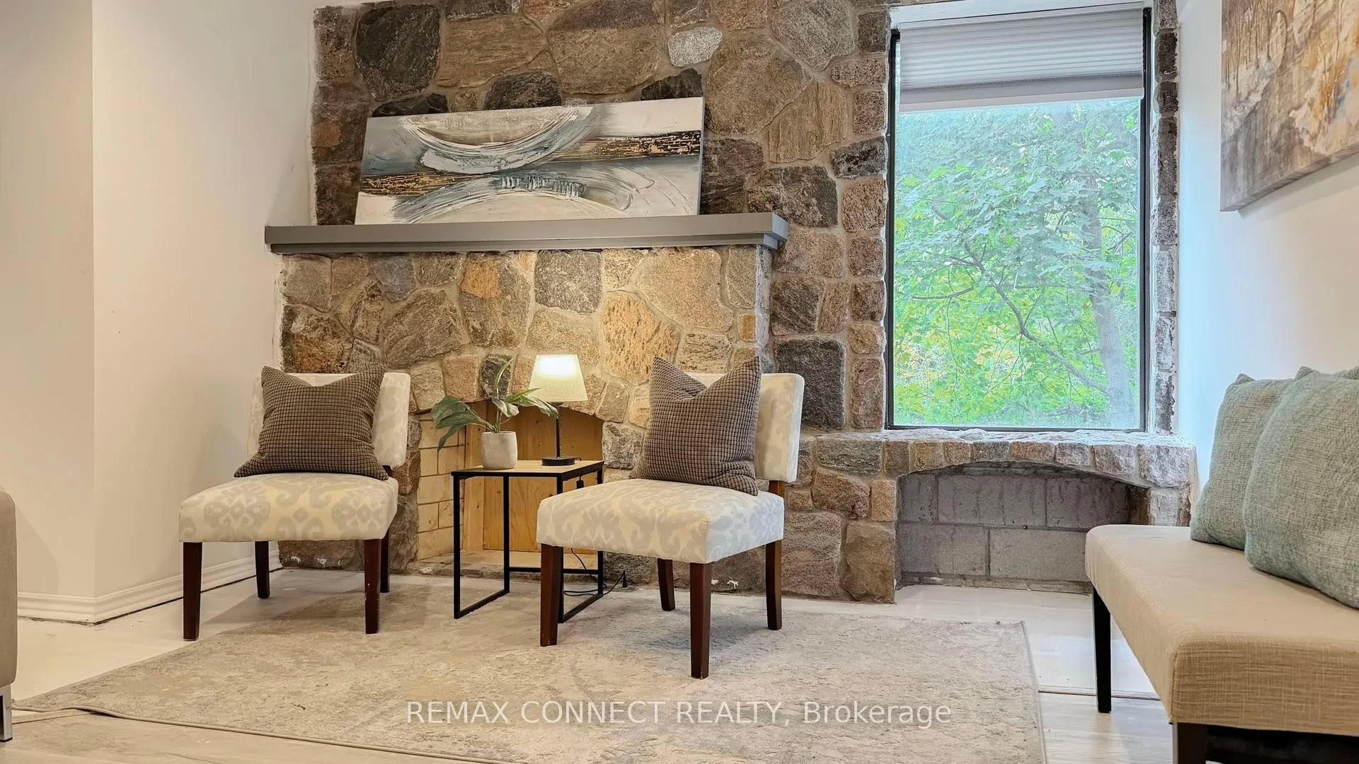 Photo 27 of 1406 Old Forest Road, Pickering, Woodlands — HOMEH