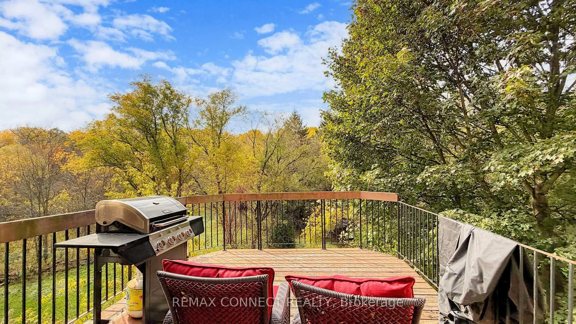 Photo 35 of 1406 Old Forest Road, Pickering, Woodlands — HOMEH