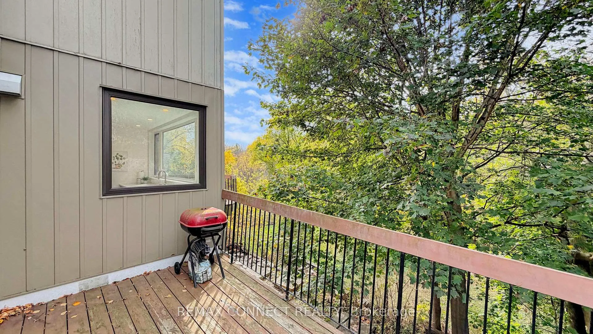 Photo 41 of 1406 Old Forest Road, Pickering, Woodlands — HOMEH