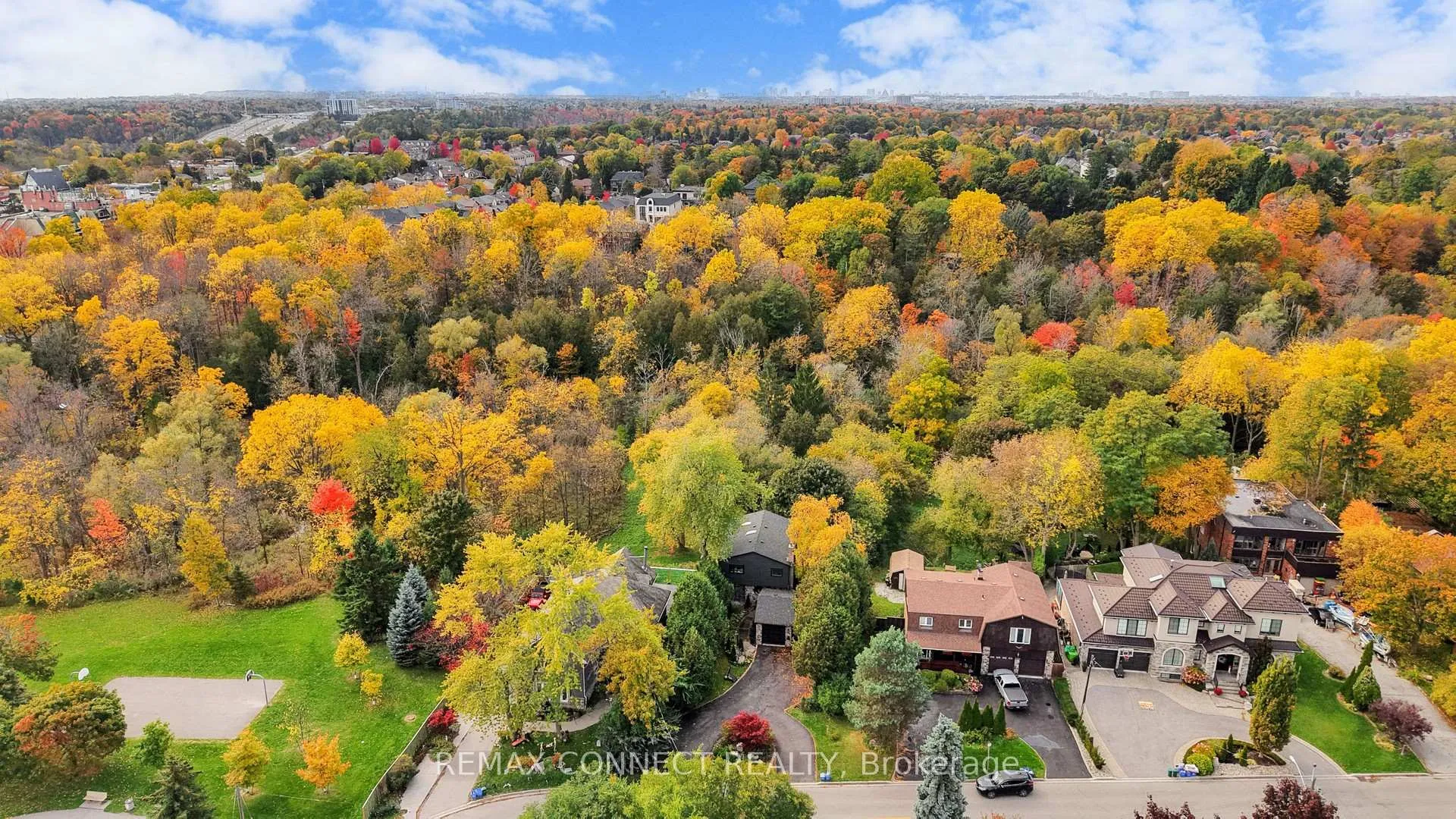 Photo 46 of 1406 Old Forest Road, Pickering, Woodlands — HOMEH