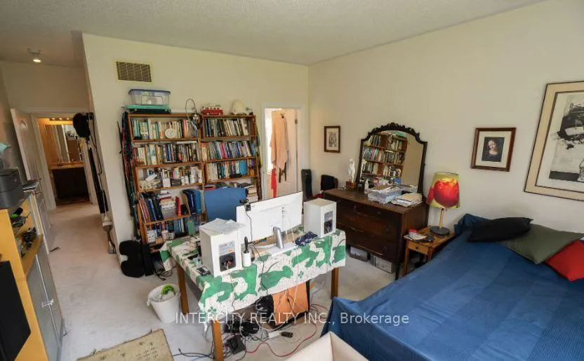 Photo 17 of 32 Waterview Road, Wasaga Beach — HOMEH