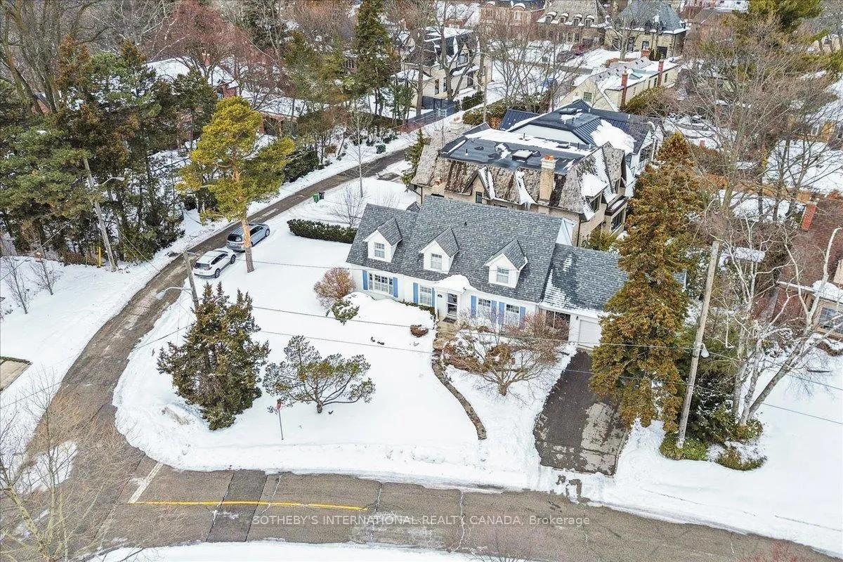 Photo 1 of 5 Moorehill Drive, Toronto, Leaside — HOMEH