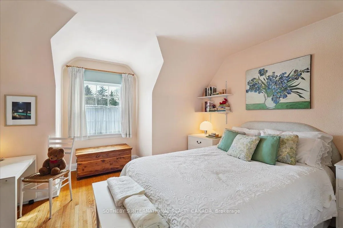 Photo 23 of 5 Moorehill Drive, Toronto, Leaside — HOMEH