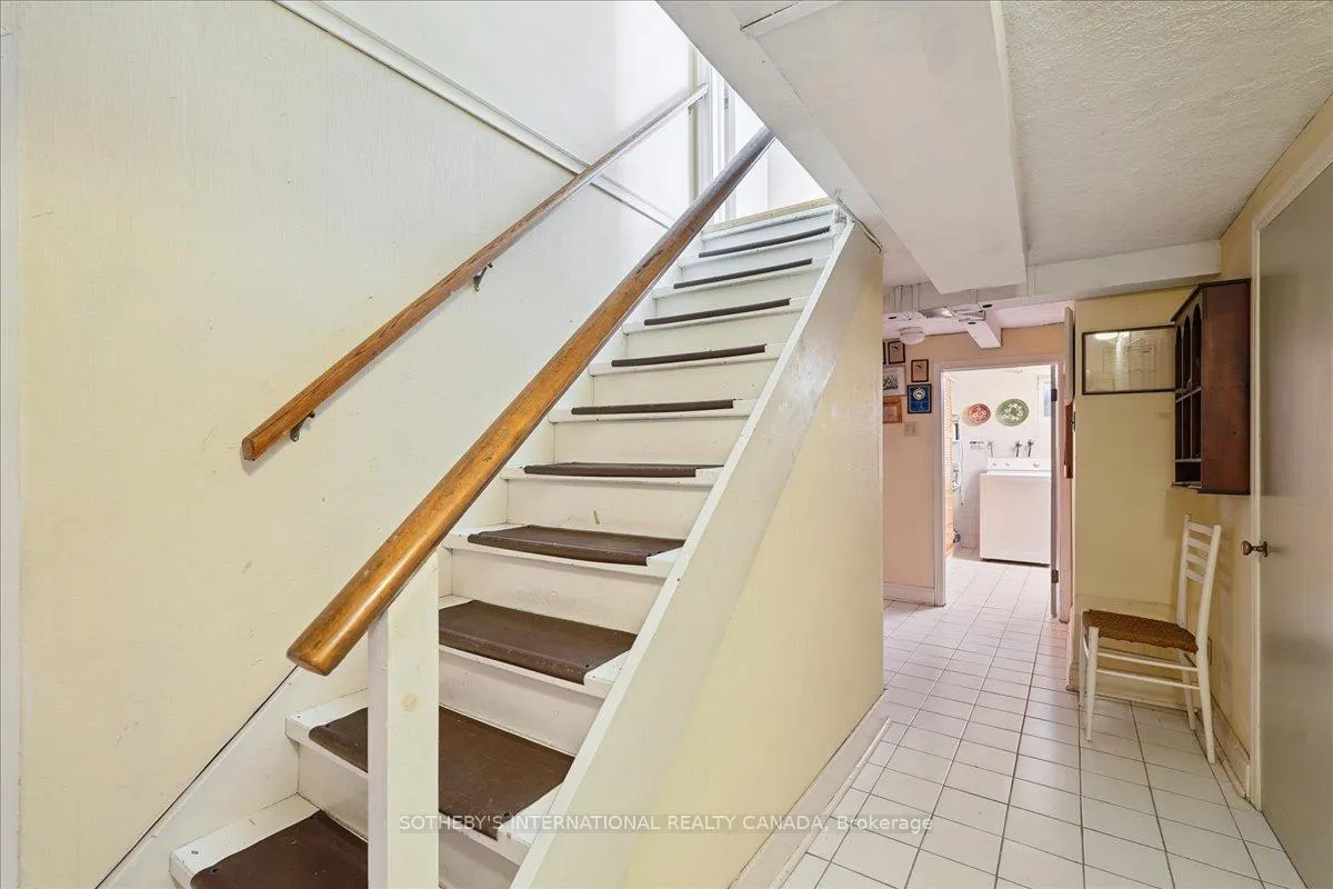 Photo 28 of 5 Moorehill Drive, Toronto, Leaside — HOMEH