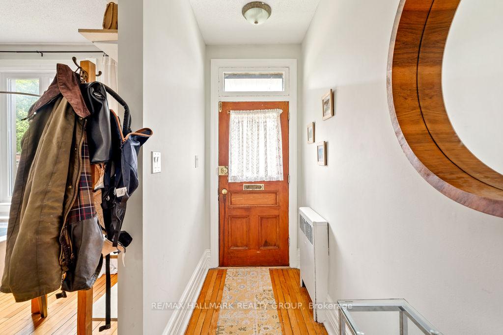 Photo 4 of 100 Russell Avenue, Ottawa, Sandy Hill — HOMEH
