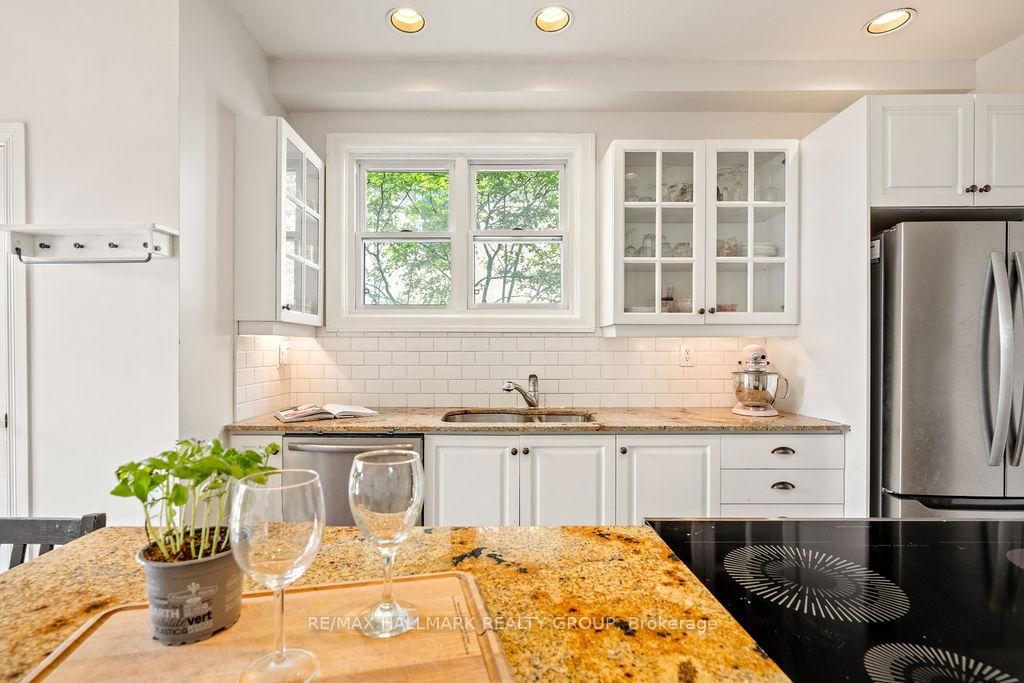Photo 13 of 100 Russell Avenue, Ottawa, Sandy Hill — HOMEH