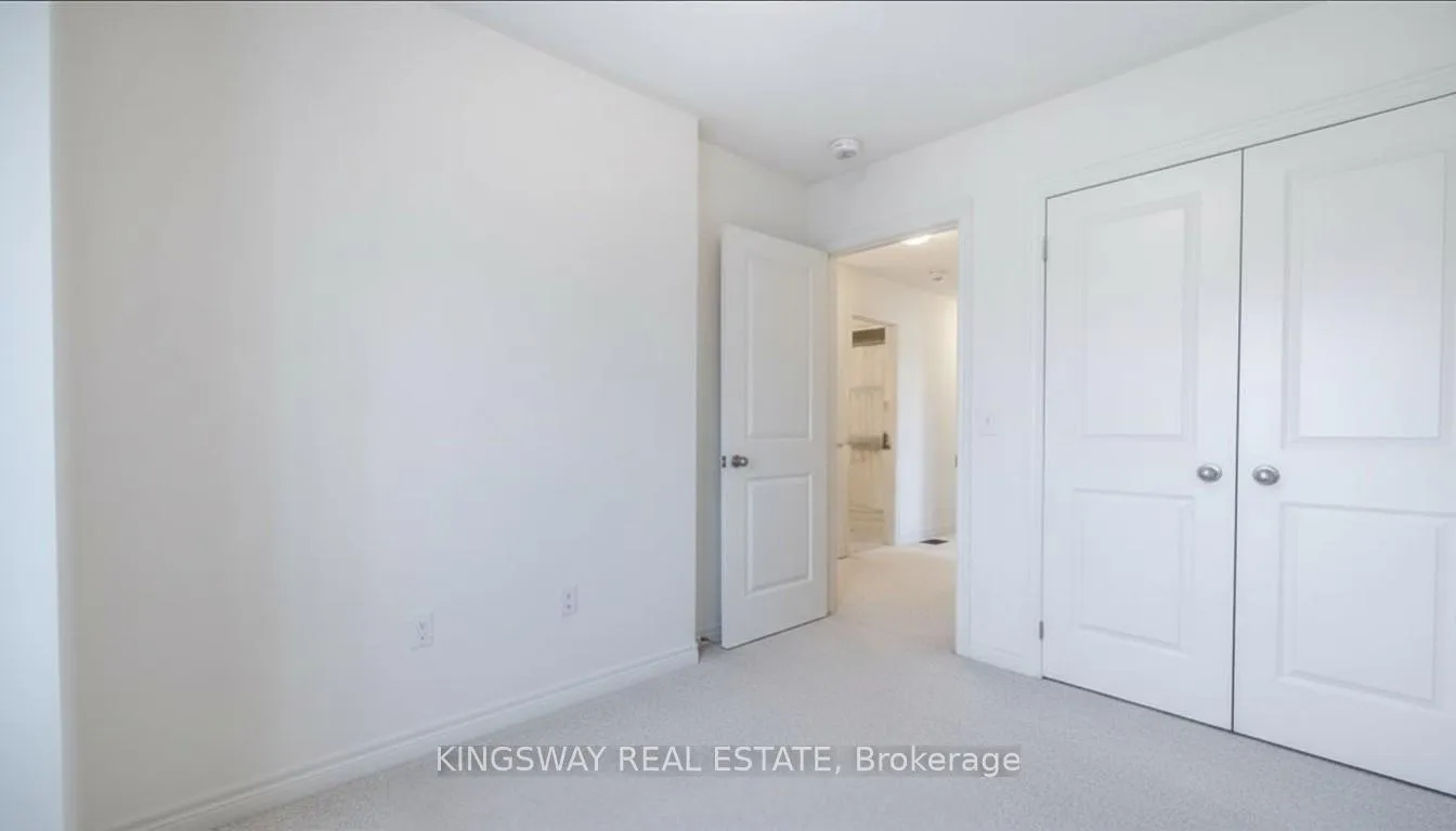 Photo 12 of 24 Narbonne Crescent, Hamilton, Stoney Creek Mountain — HOMEH