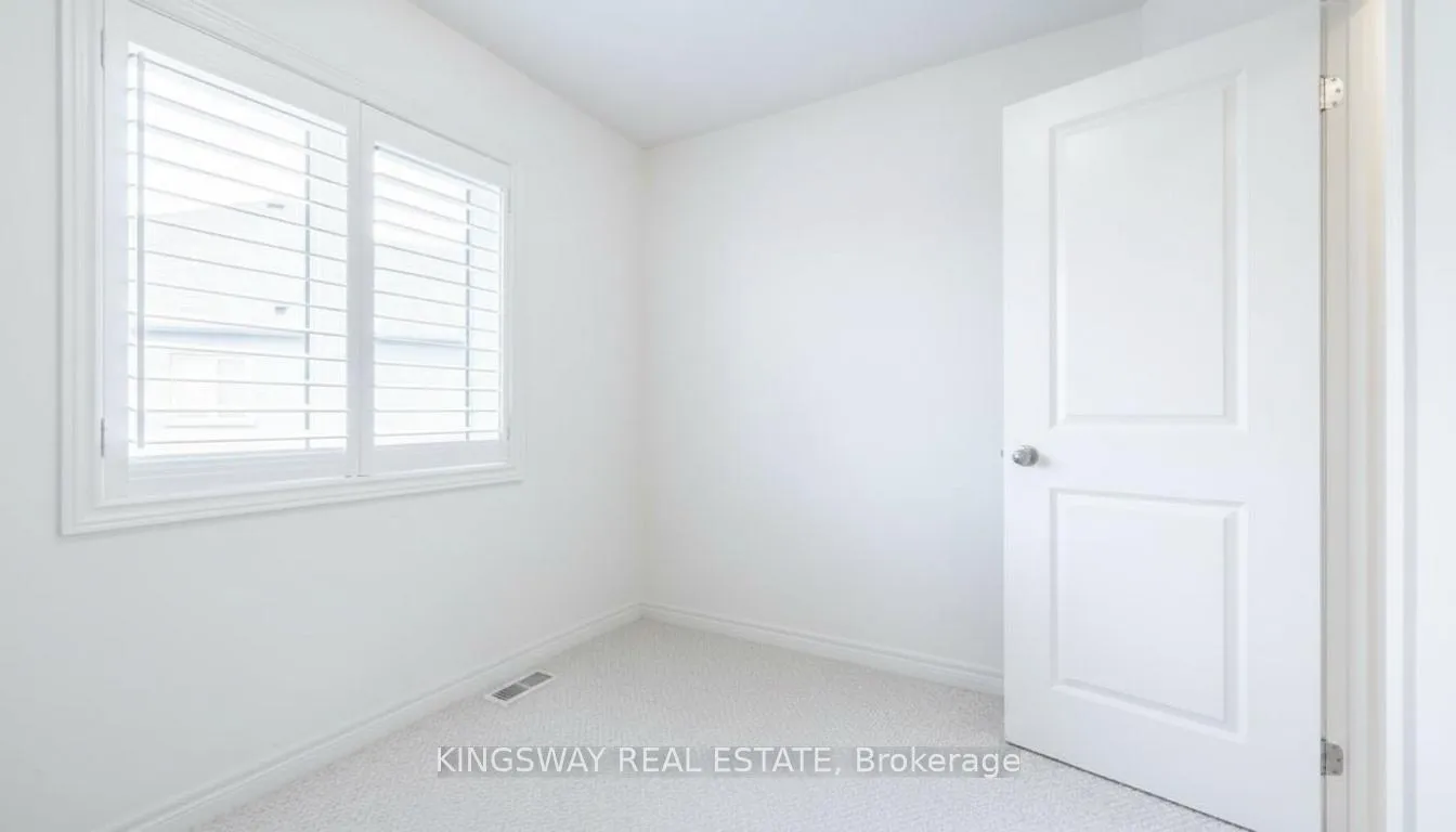 Photo 13 of 24 Narbonne Crescent, Hamilton, Stoney Creek Mountain — HOMEH