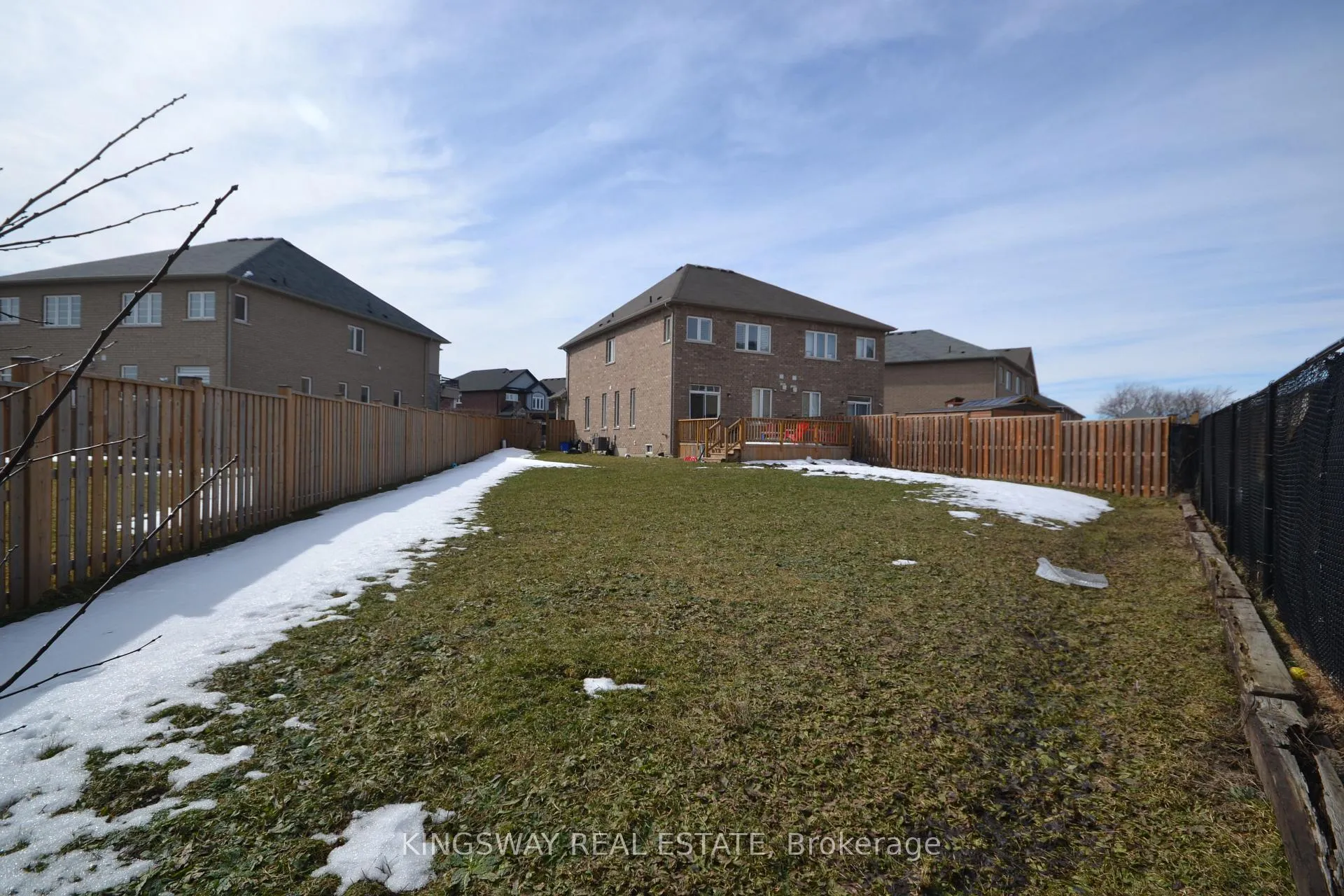 Photo 21 of 24 Narbonne Crescent, Hamilton, Stoney Creek Mountain — HOMEH