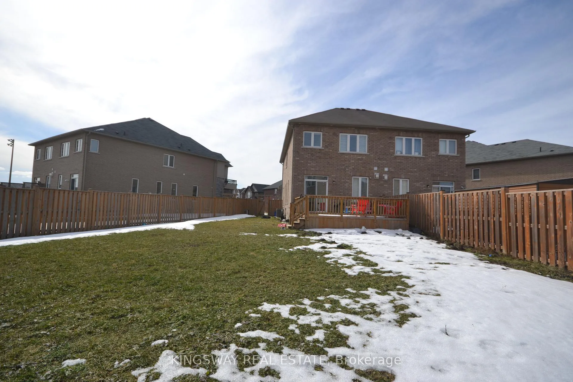 Photo 22 of 24 Narbonne Crescent, Hamilton, Stoney Creek Mountain — HOMEH