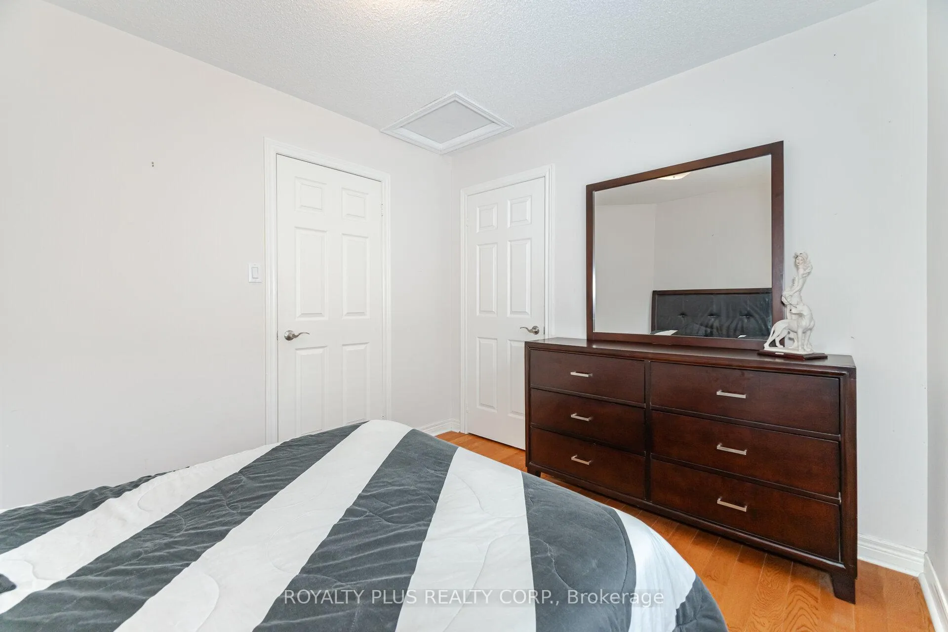 Photo 25 of 116 Frank Johnston Road, Caledon, Bolton West — HOMEH