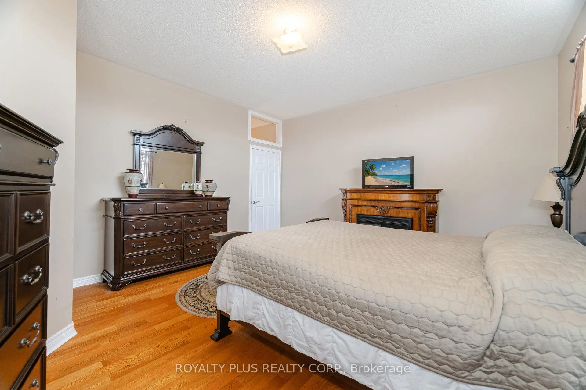 Photo 33 of 116 Frank Johnston Road, Caledon, Bolton West — HOMEH