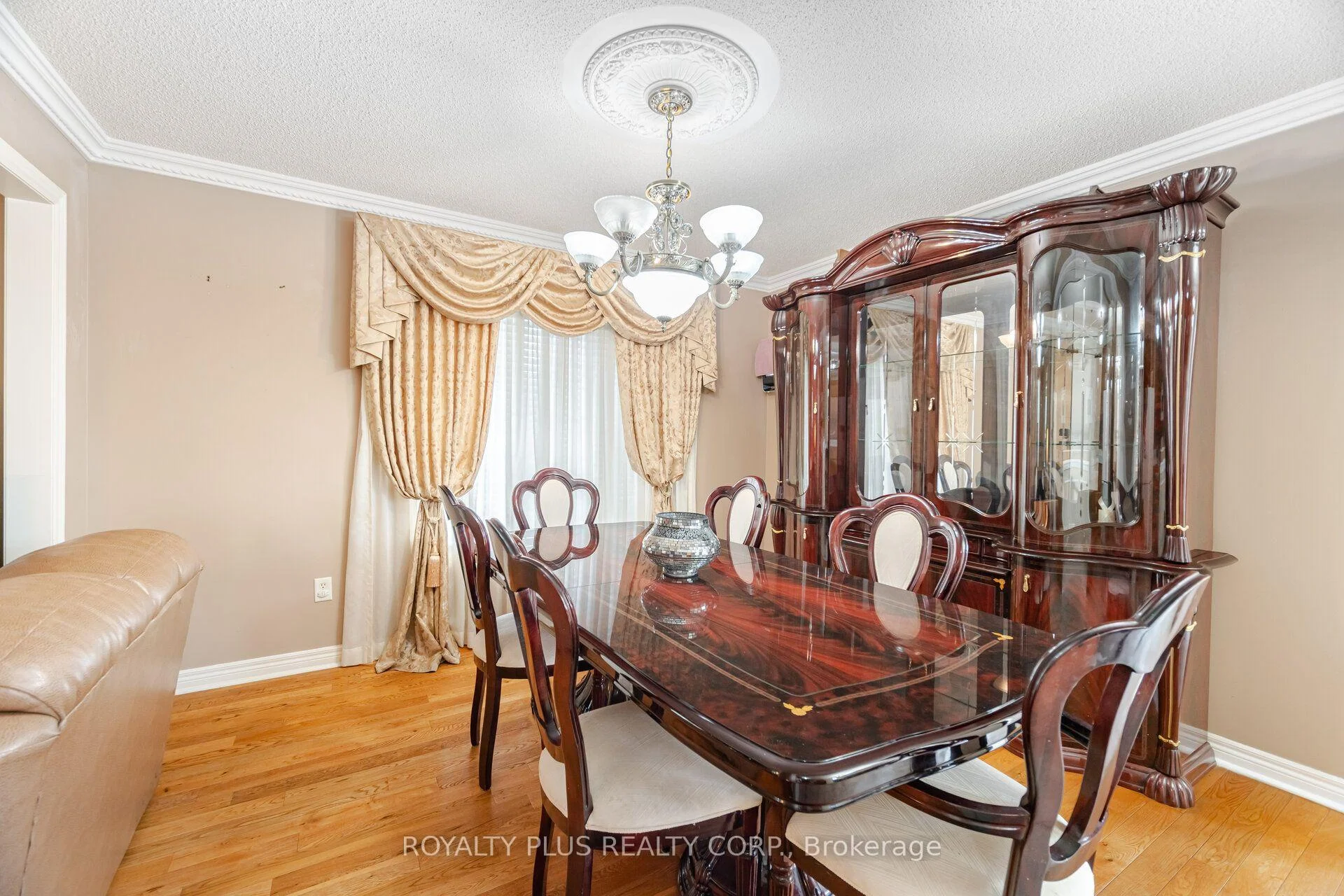 Photo 24 of 116 Frank Johnston Road, Caledon, Bolton West — HOMEH