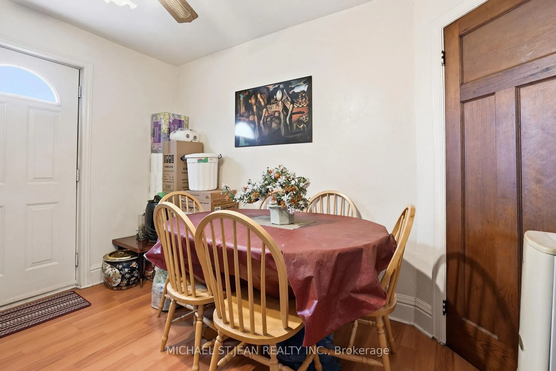Photo 11 of 68 Gage Avenue S, Hamilton, Stipley — HOMEH