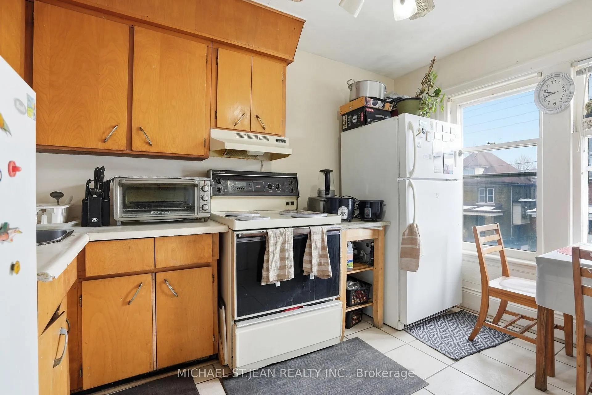 Photo 14 of 68 Gage Avenue S, Hamilton, Stipley — HOMEH