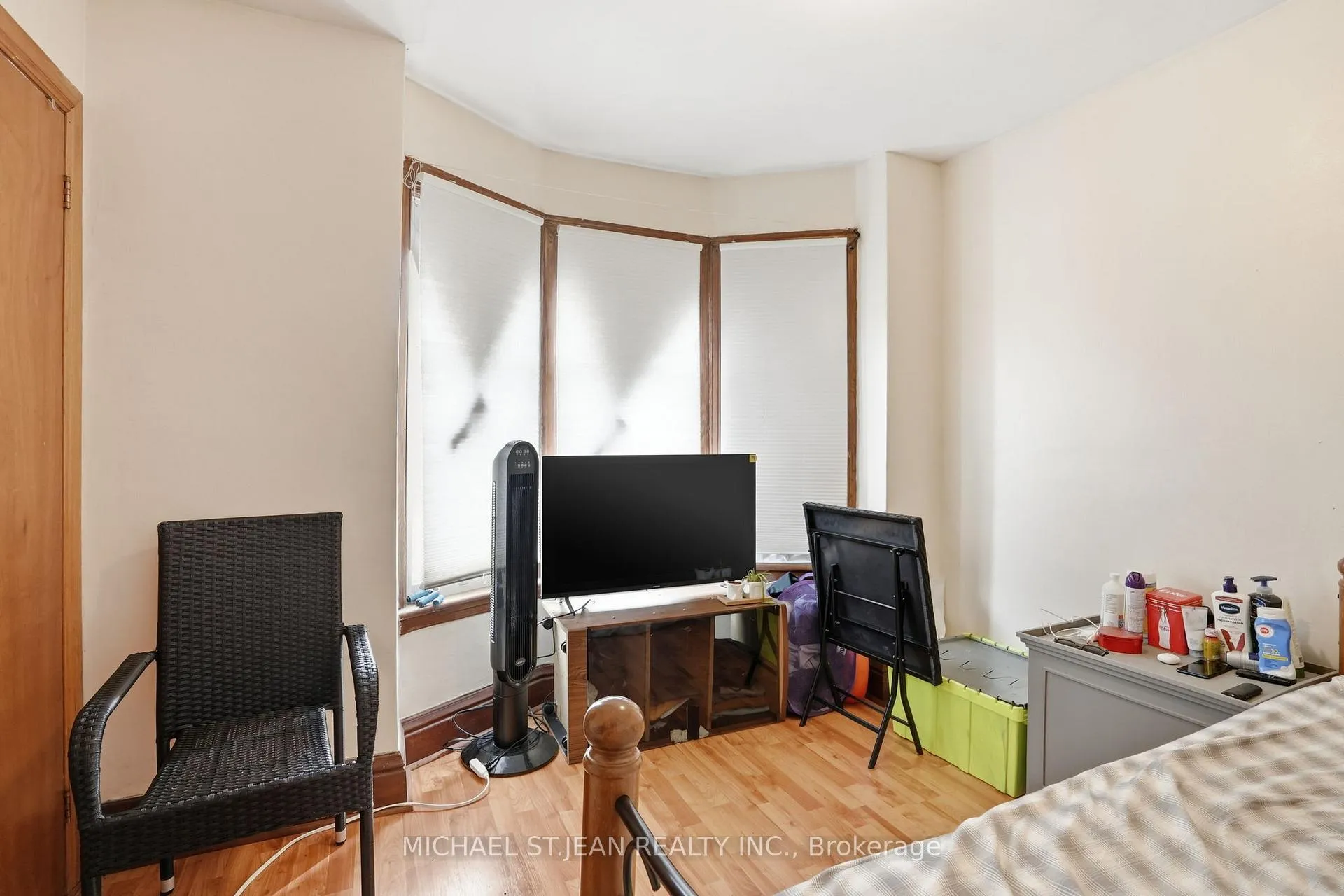 Photo 15 of 68 Gage Avenue S, Hamilton, Stipley — HOMEH
