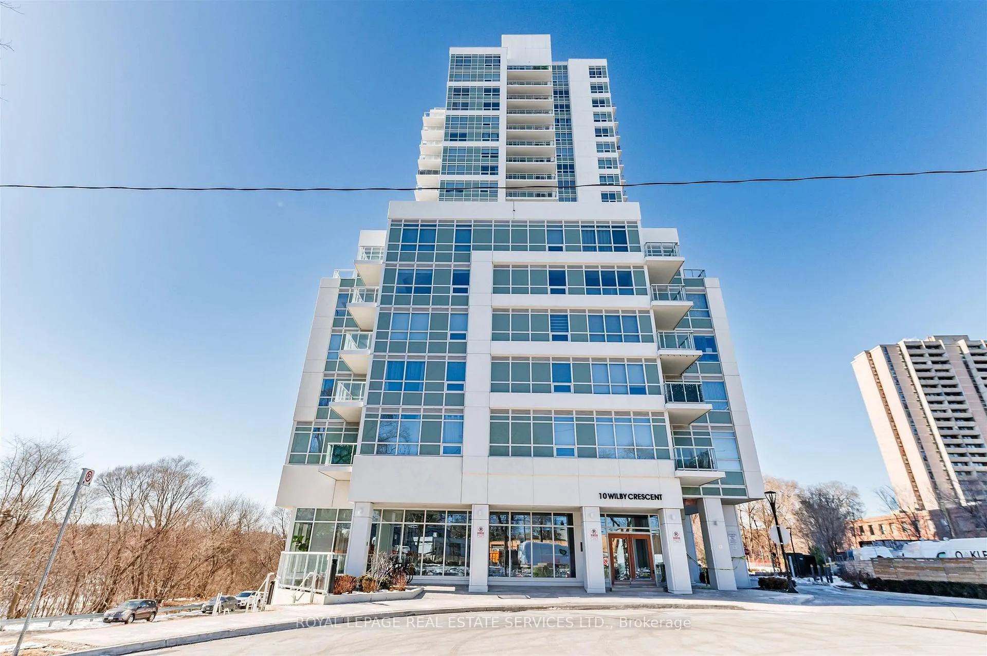 Front of Unit 1907, 10 Wilby Crescent