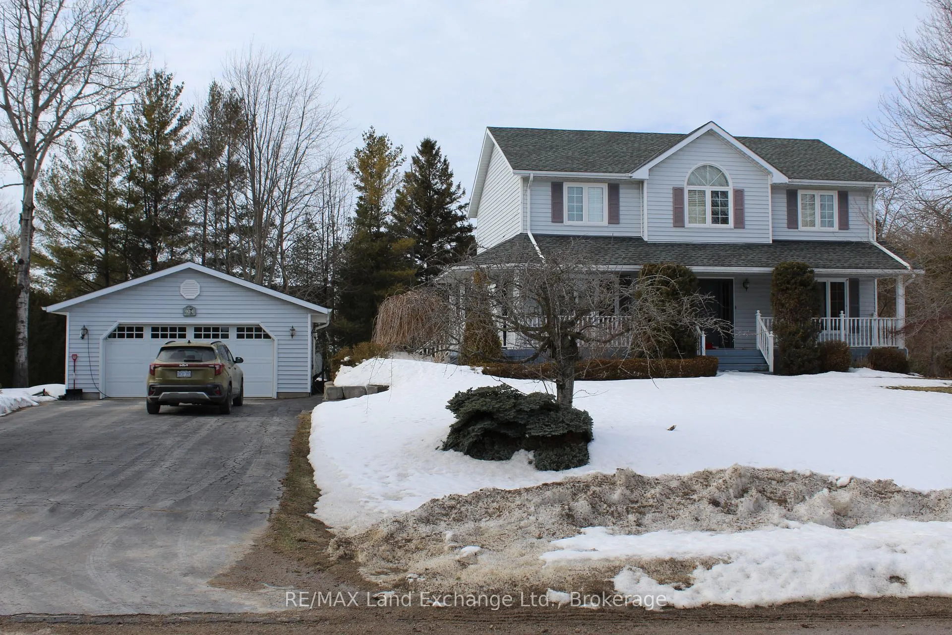 Photo 1 of 924 Parkplace Place N, Huron-Kinloss — HOMEH