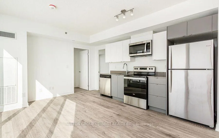 Photo 5 of Unit A 408, 3210 Dakota Common, Burlington, Alton — HOMEH