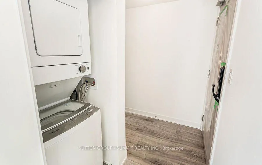 Photo 12 of Unit A 408, 3210 Dakota Common, Burlington, Alton — HOMEH