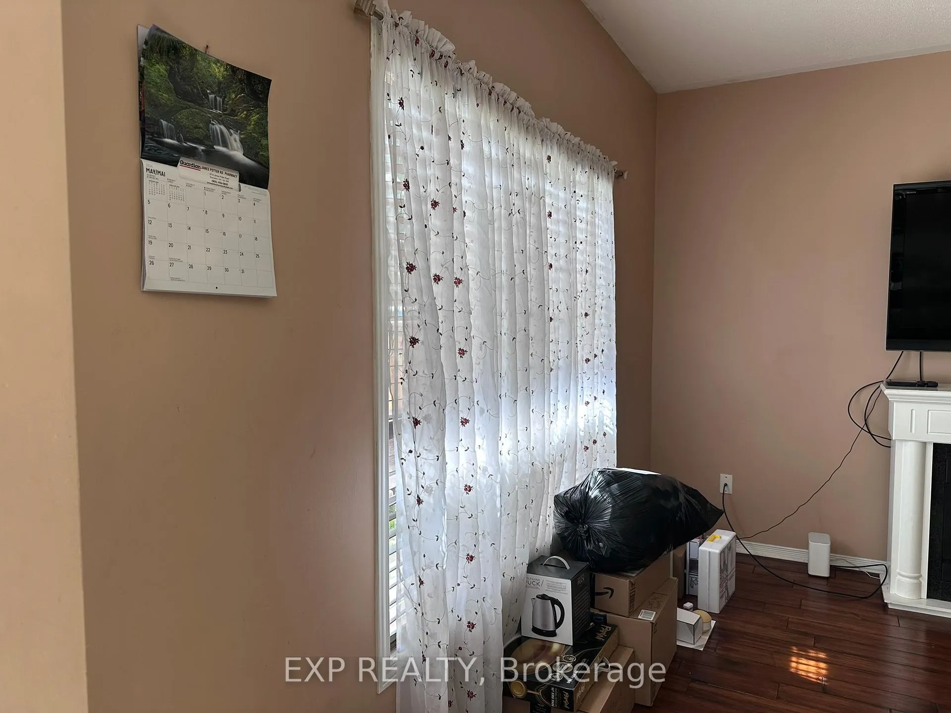 Photo 11 of 60 Oranmore Crescent, Brampton, Credit Valley — HOMEH