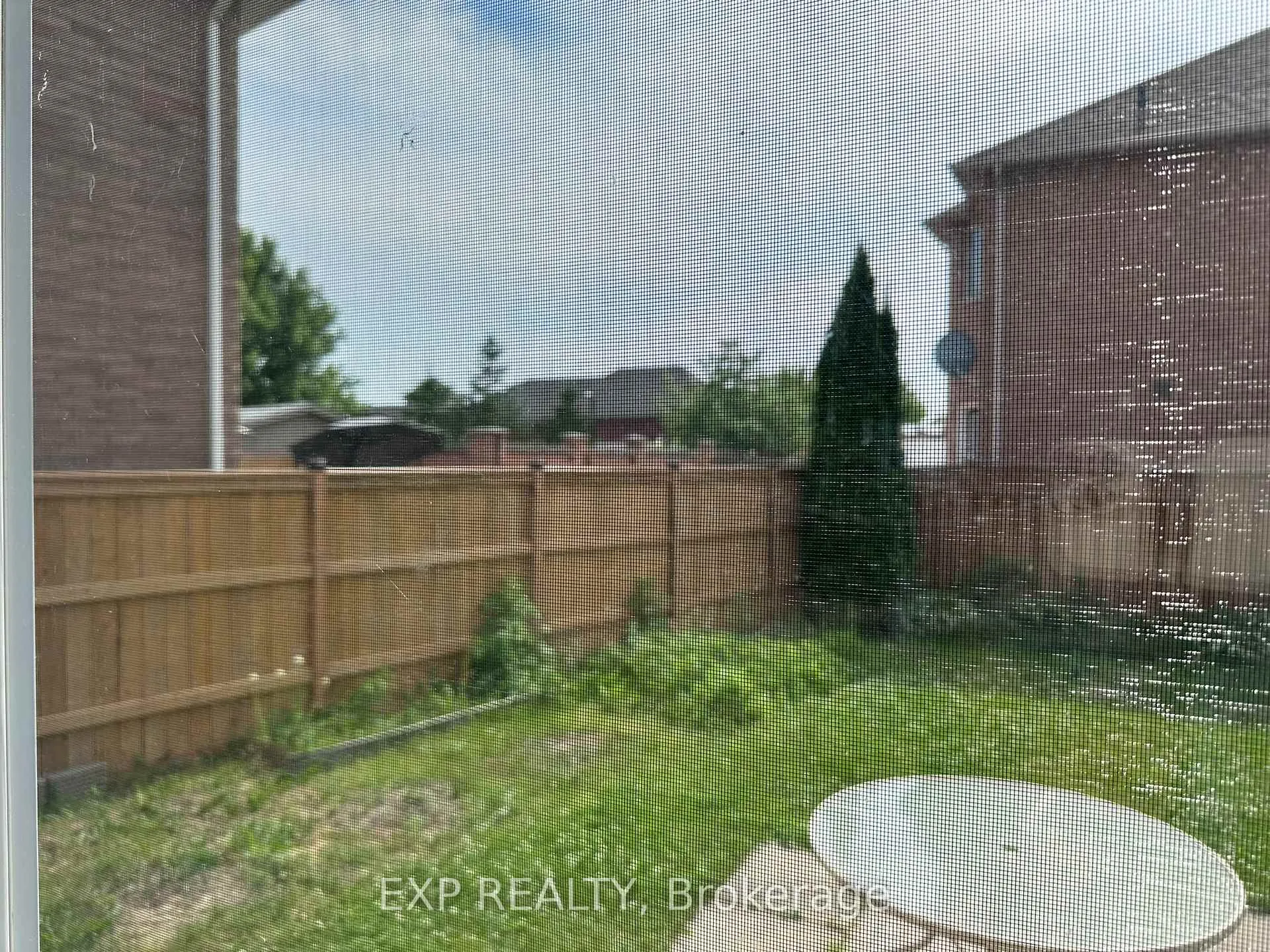 Photo 14 of 60 Oranmore Crescent, Brampton, Credit Valley — HOMEH