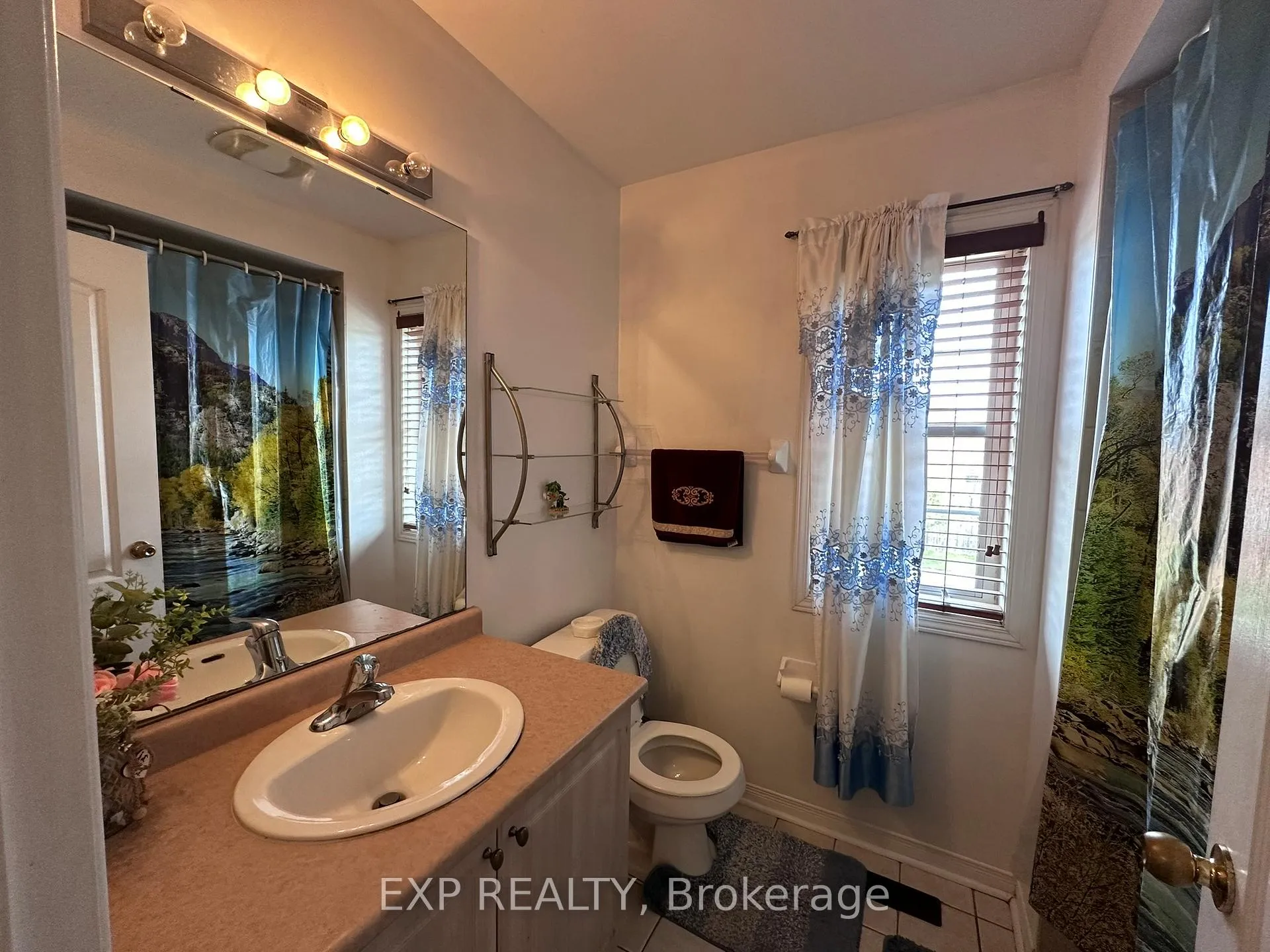 Photo 22 of 60 Oranmore Crescent, Brampton, Credit Valley — HOMEH