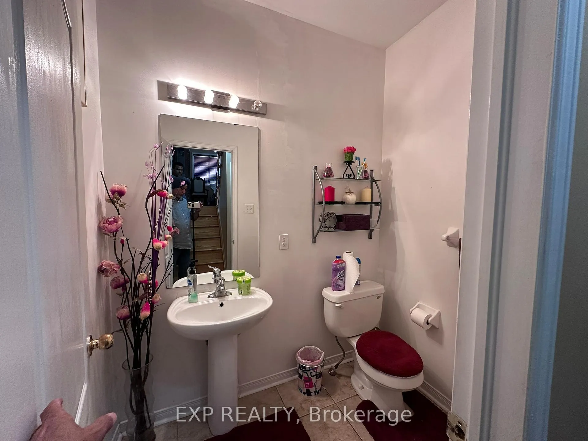 Photo 32 of 60 Oranmore Crescent, Brampton, Credit Valley — HOMEH