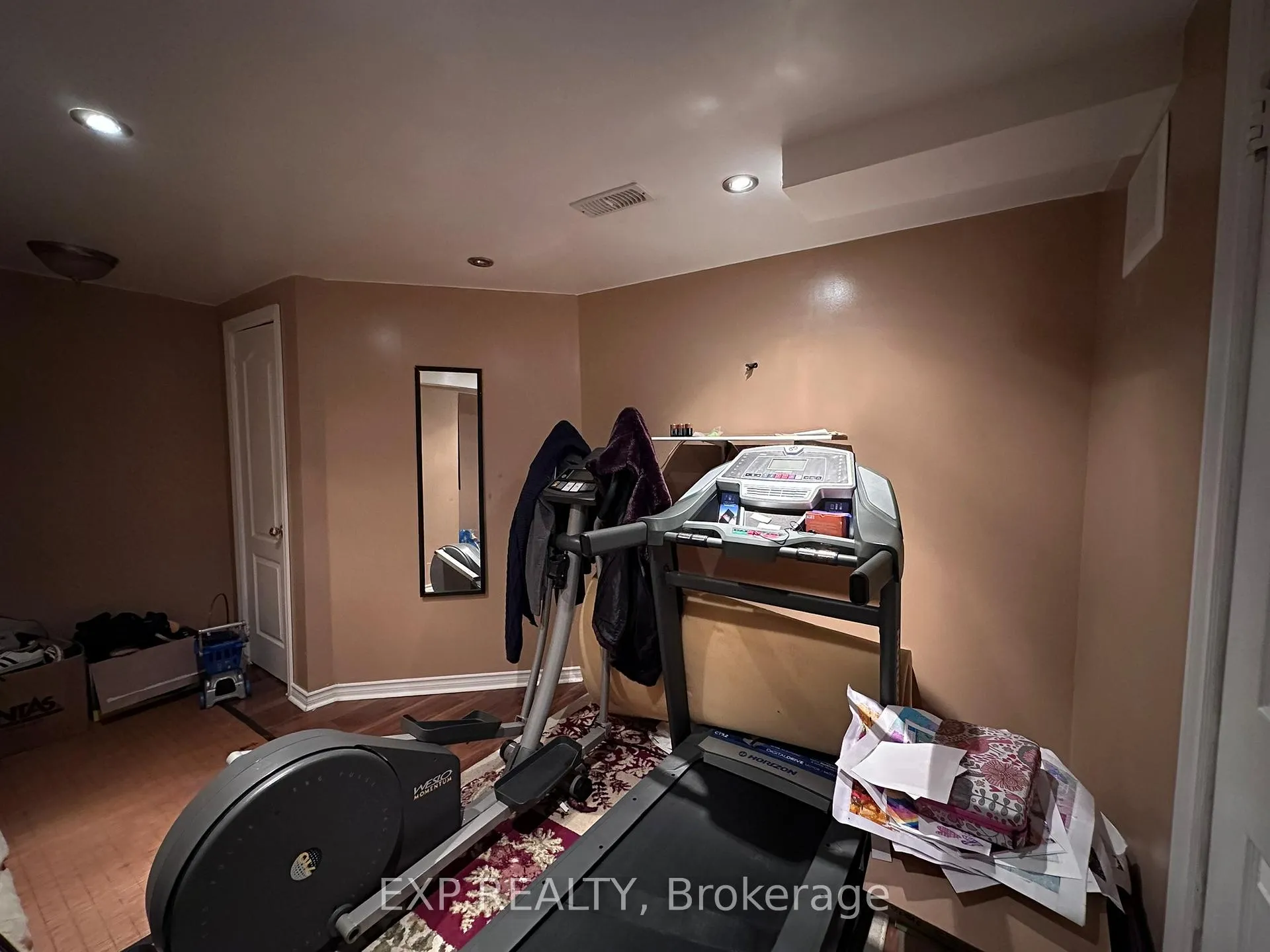 Photo 36 of 60 Oranmore Crescent, Brampton, Credit Valley — HOMEH