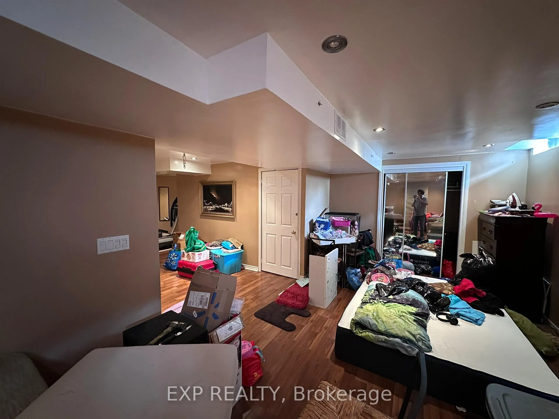 Photo 38 of 60 Oranmore Crescent, Brampton, Credit Valley — HOMEH