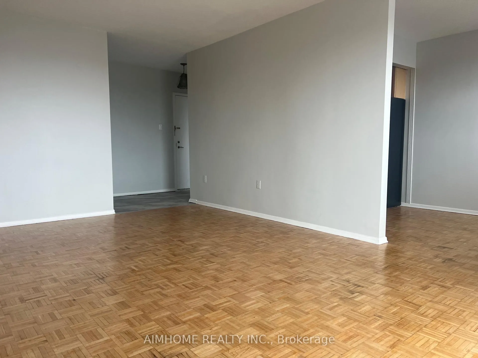 Photo 7 of Unit 603, 2095 Prospect Street, Burlington, Brant — HOMEH