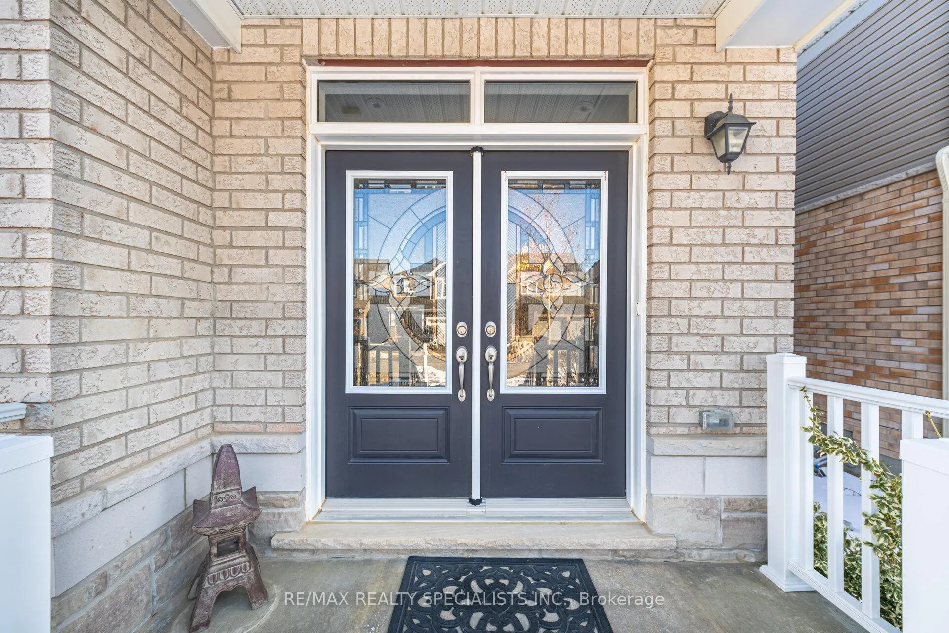 Photo 3 of 4 Oldham Avenue, Brant, Paris — HOMEH