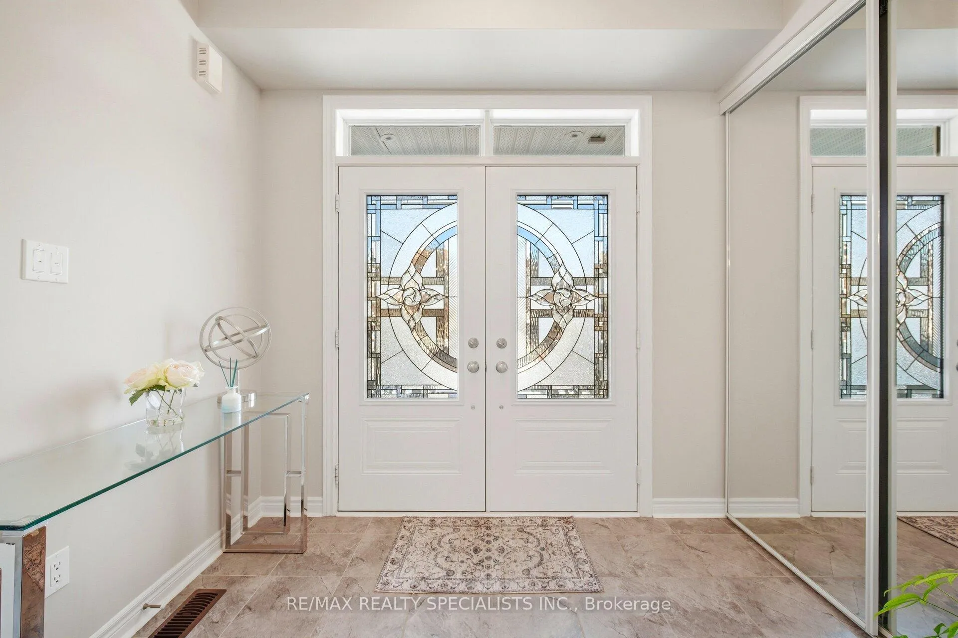 Photo 4 of 4 Oldham Avenue, Brant, Paris — HOMEH
