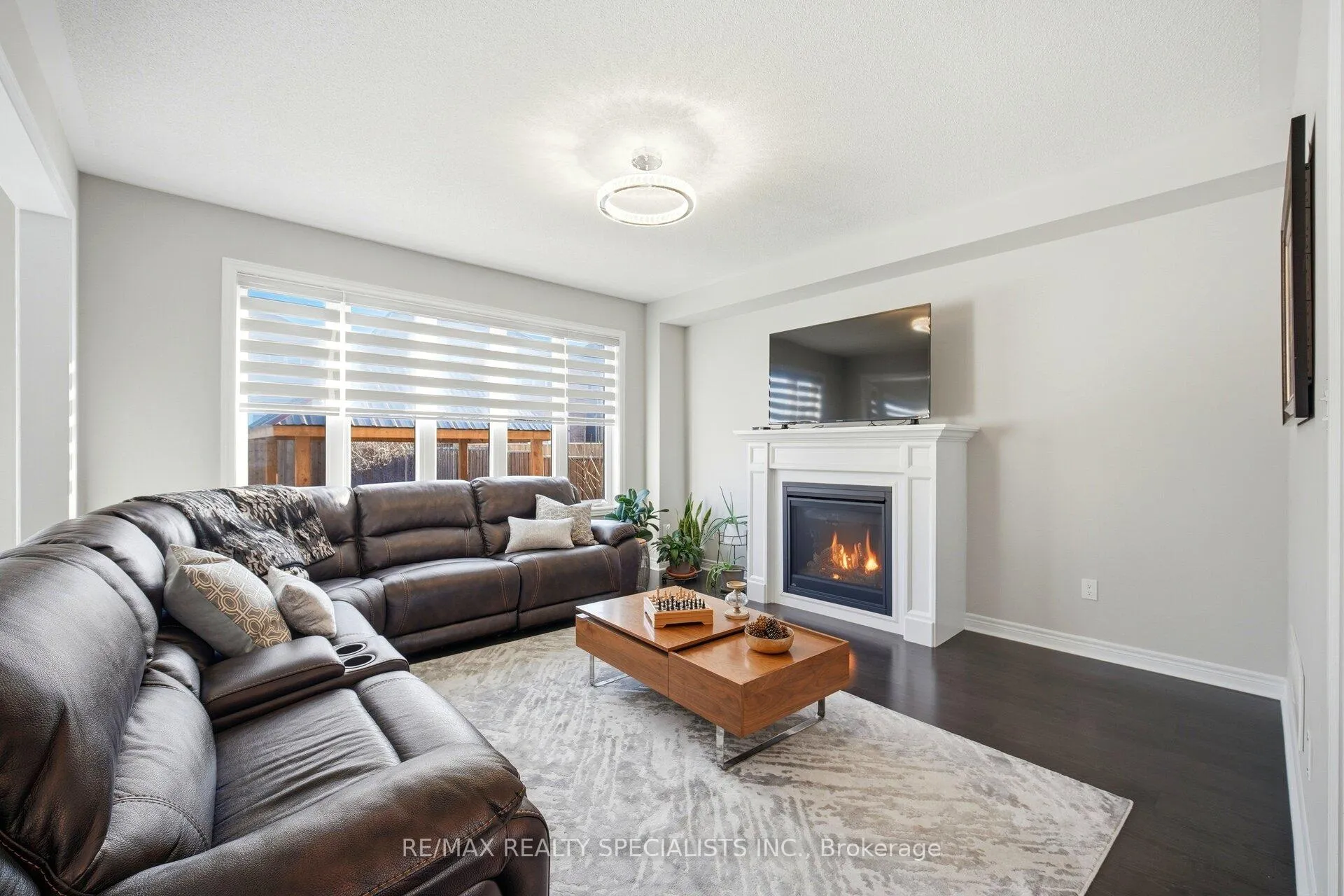 Photo 16 of 4 Oldham Avenue, Brant, Paris — HOMEH