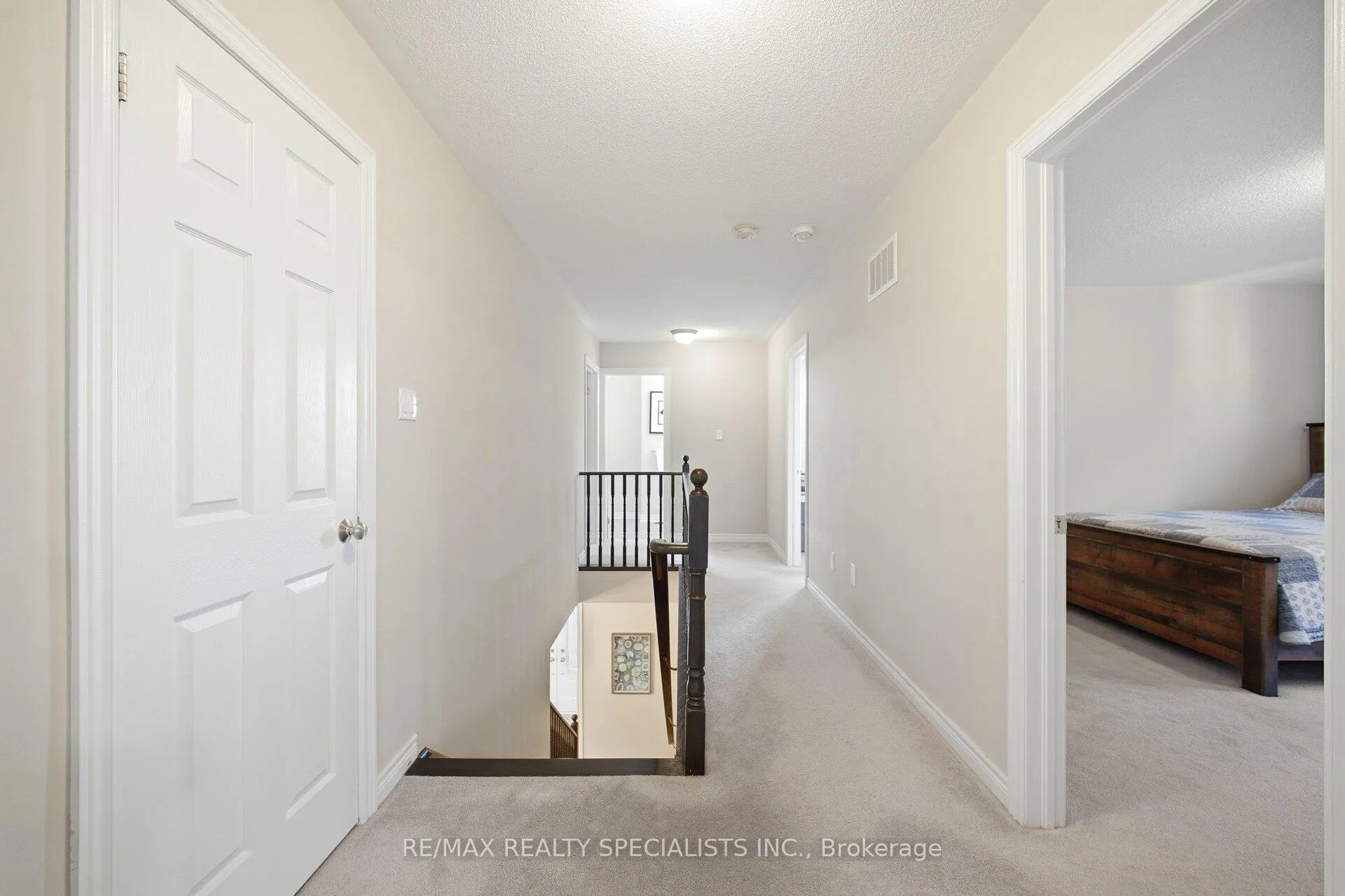 Photo 26 of 4 Oldham Avenue, Brant, Paris — HOMEH