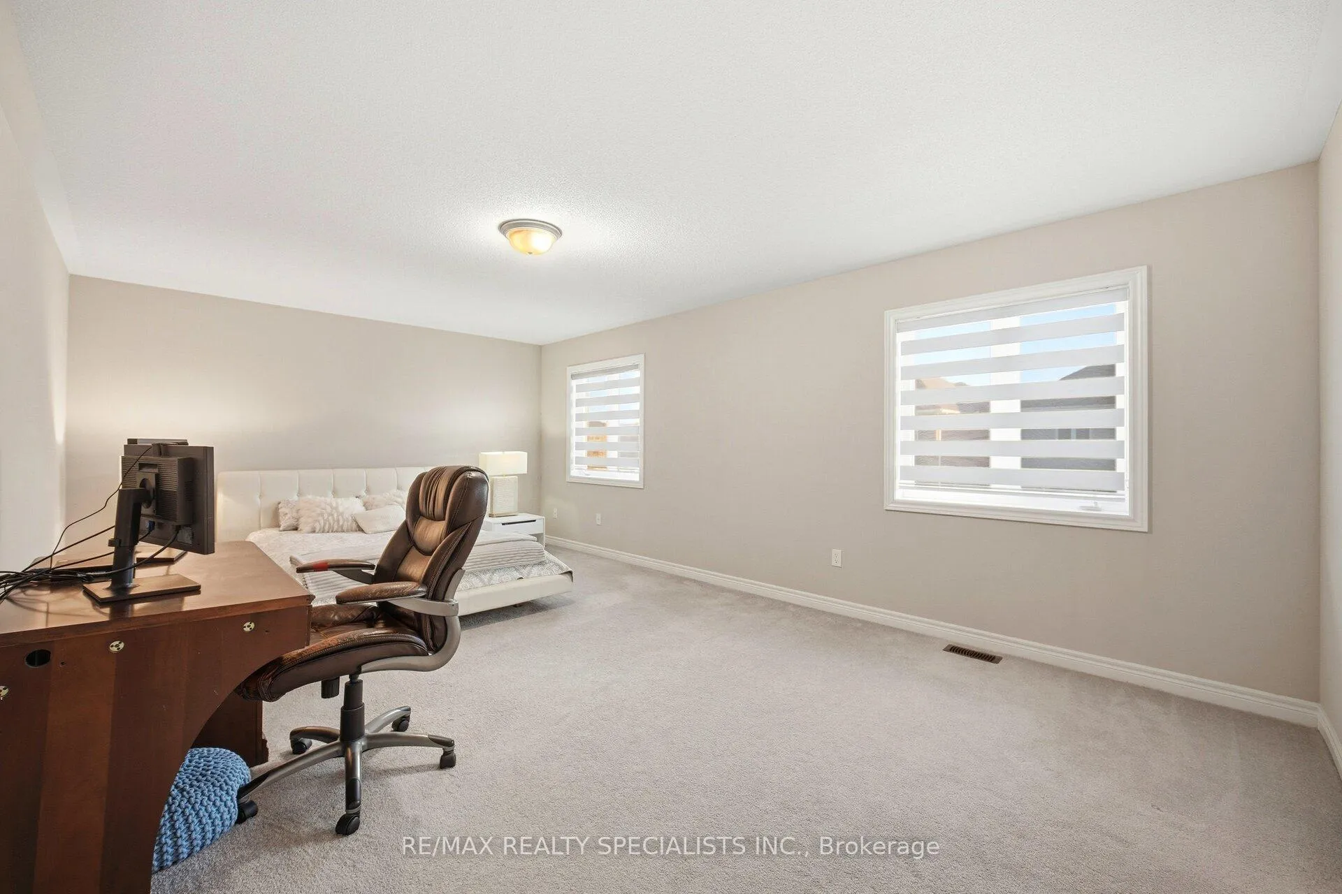 Photo 27 of 4 Oldham Avenue, Brant, Paris — HOMEH